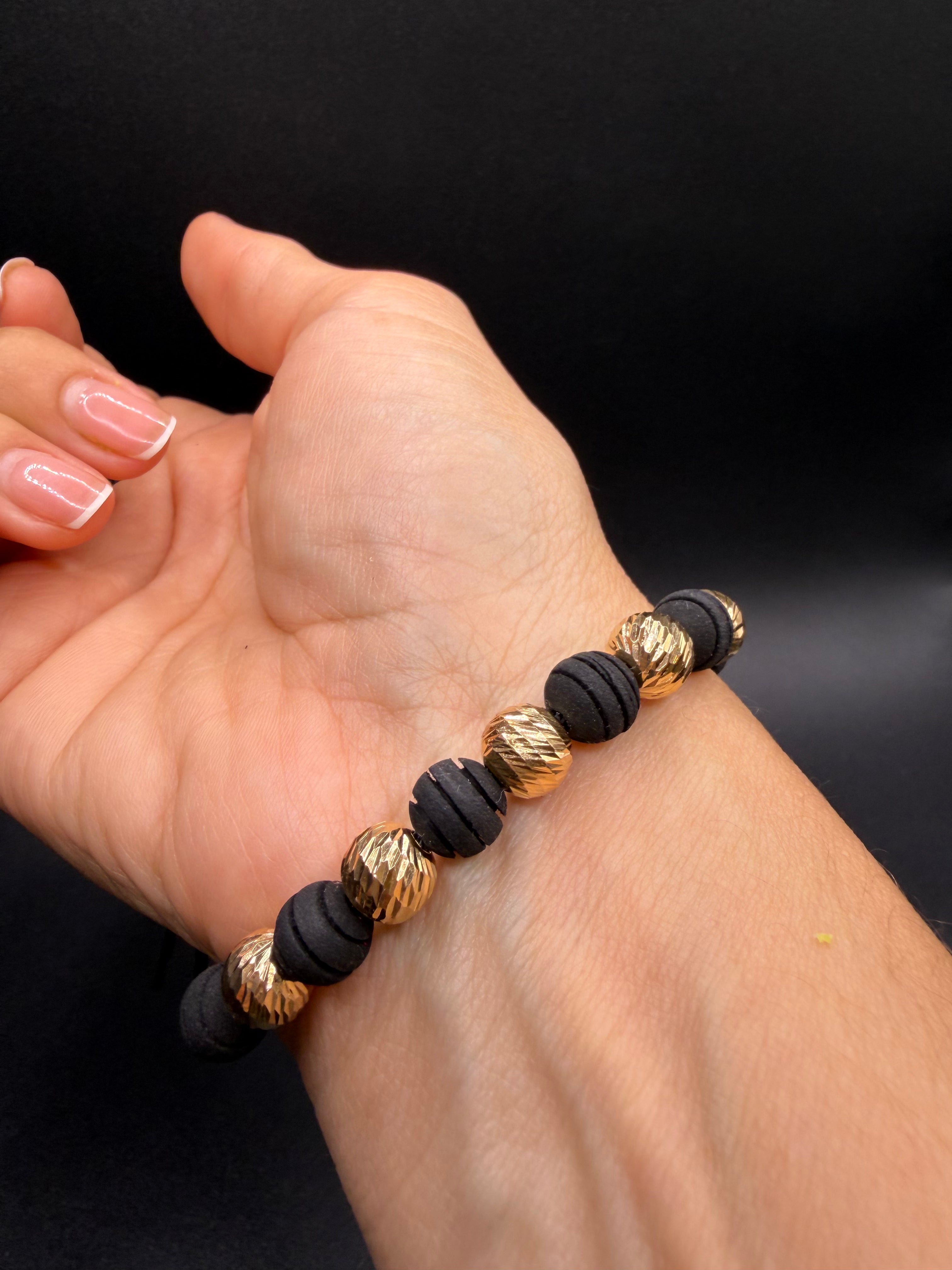 Argollas Dama , pulsera tejida y pulsera Mónaco hombre