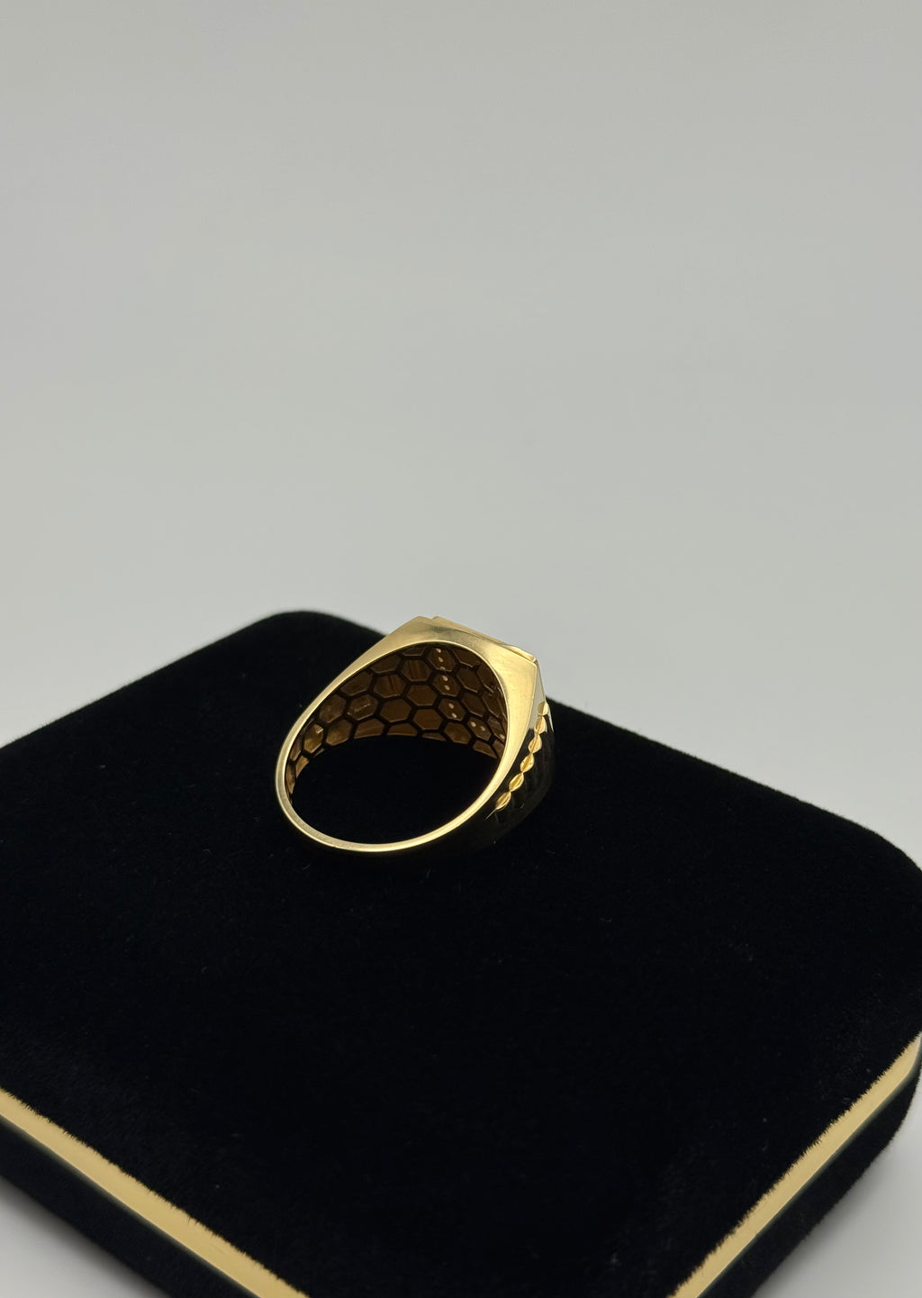 18K Italian Gold Crown R.X Square Ring with White Zirconia – 4.46 g
