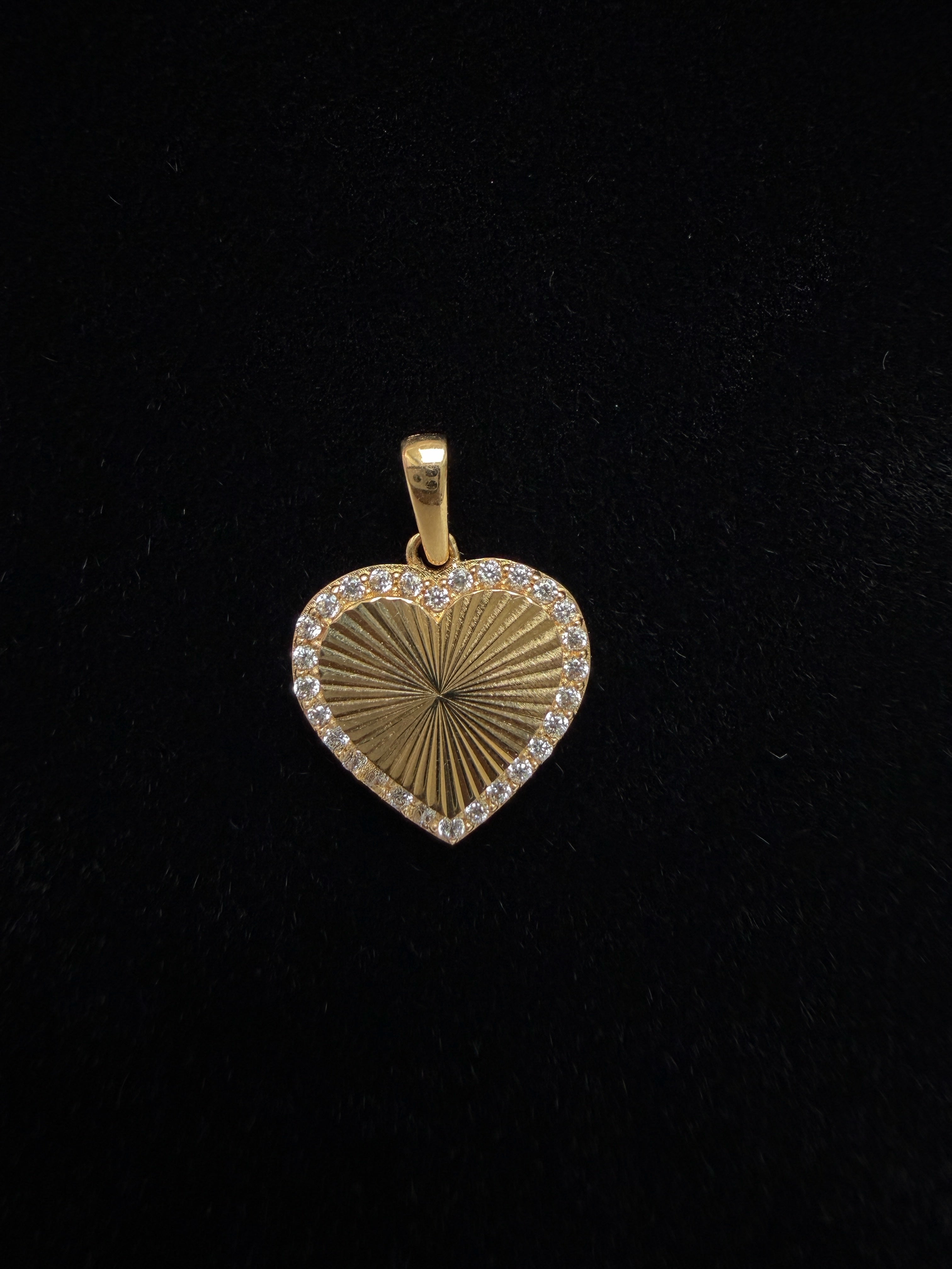 Dije Corazon Zirconias Blancas Oro 18K Italiano 1.21