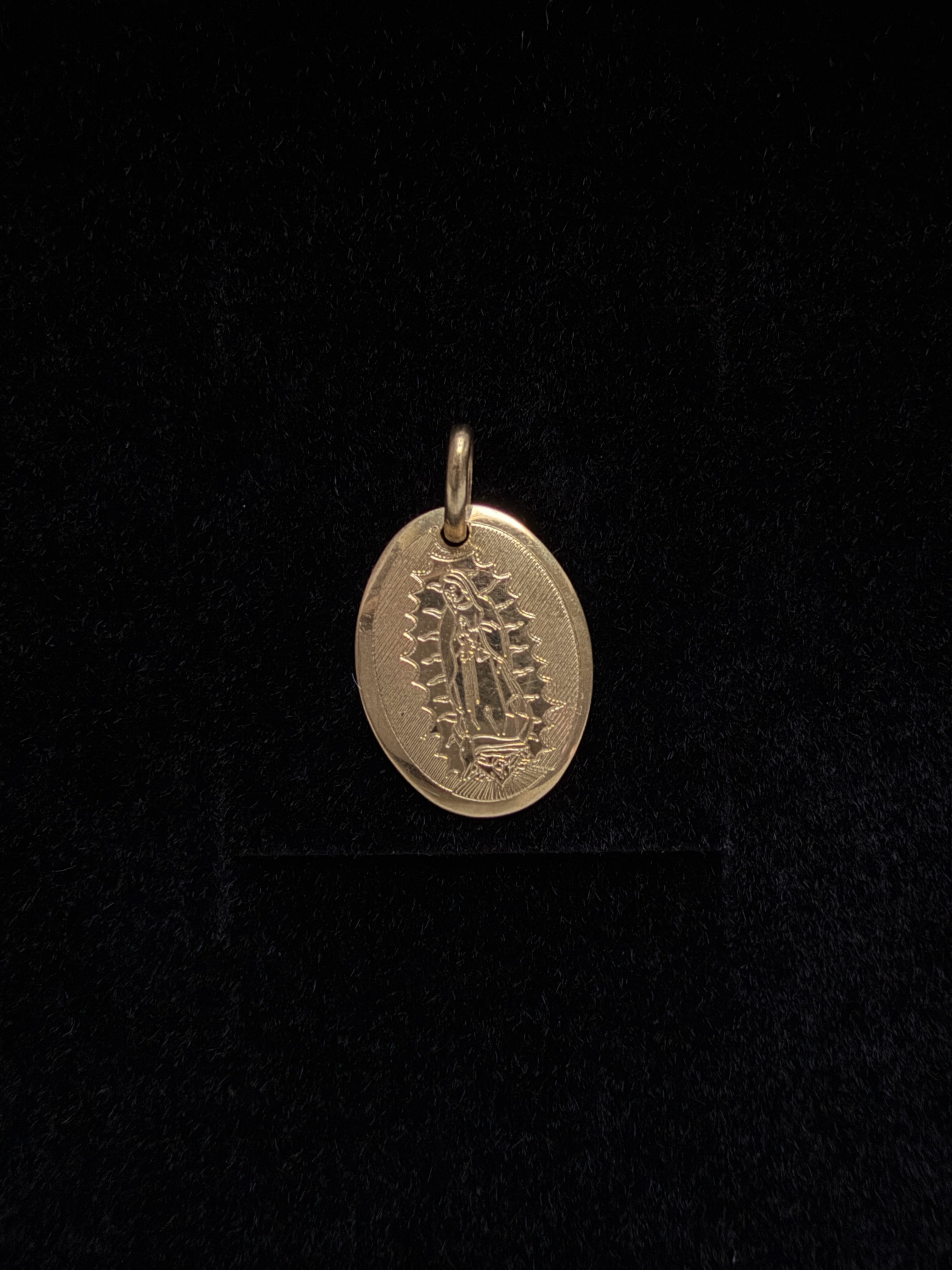 Dije Virgen de Guadalupe Oro 18K Italiano