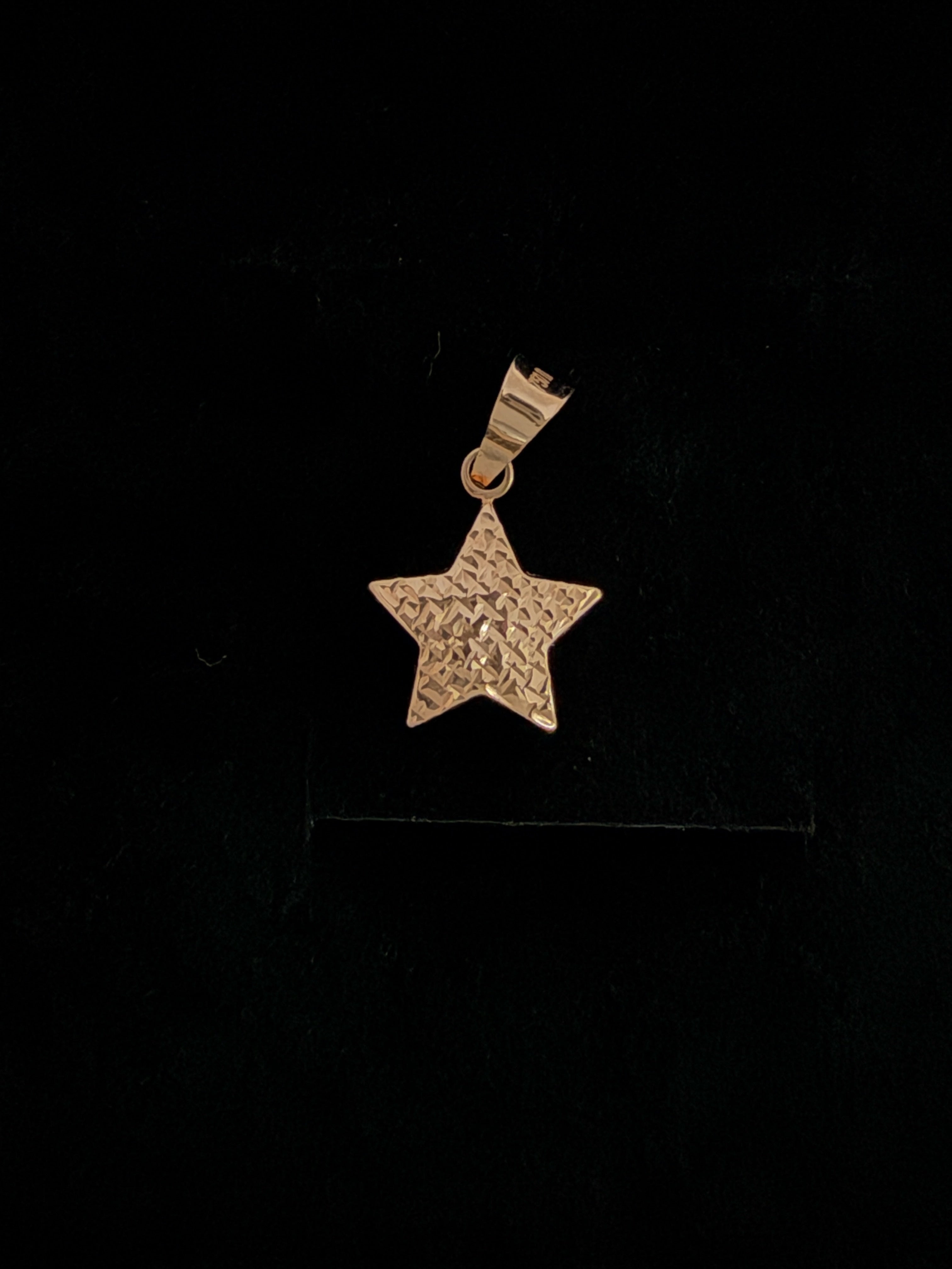 Dije Estrella Oro 18K Italiano 0.47  g