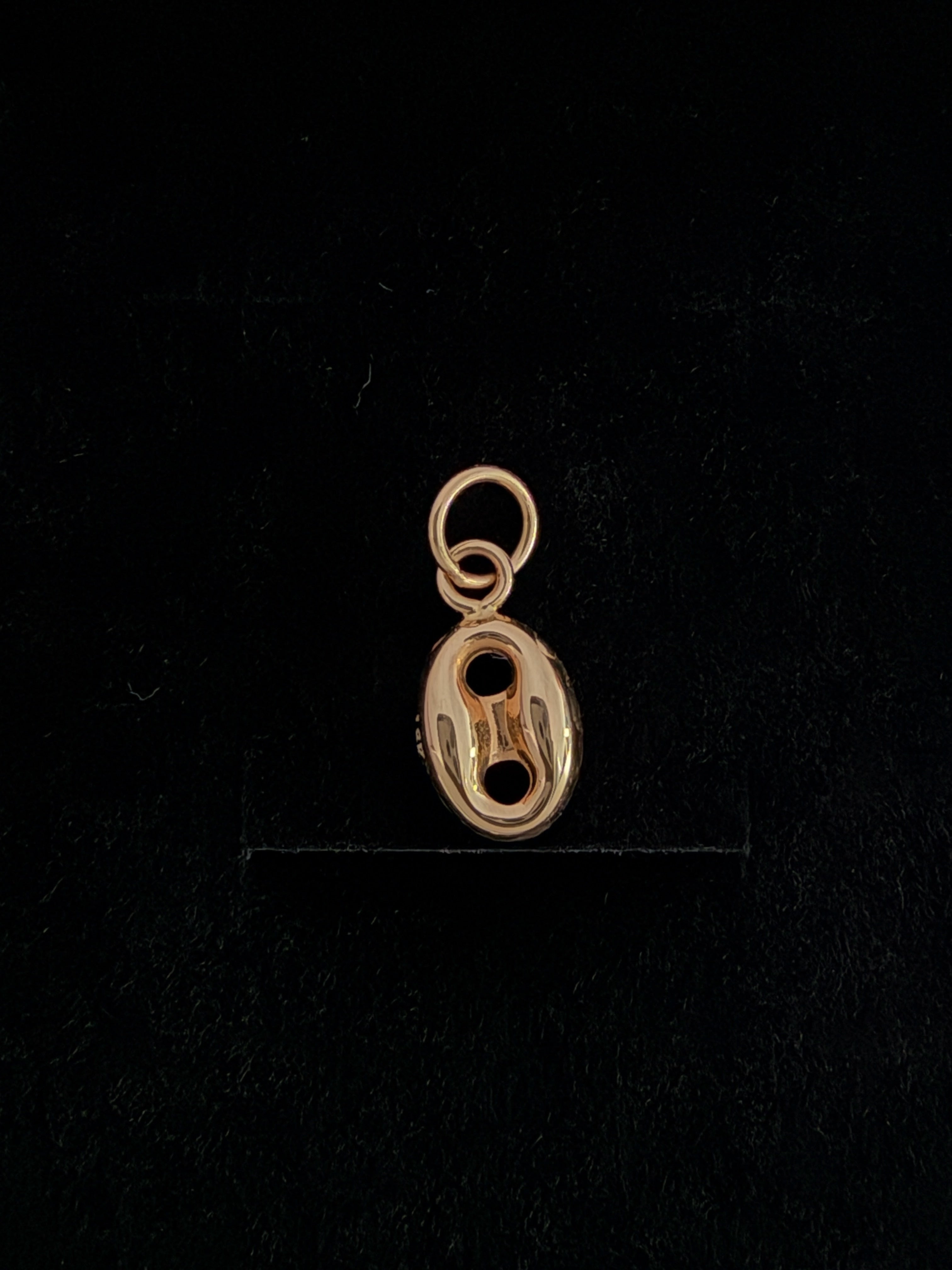 18K Gold Gucci Pendant