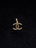 Dije CC Oro 18K Italiano 0.70 g