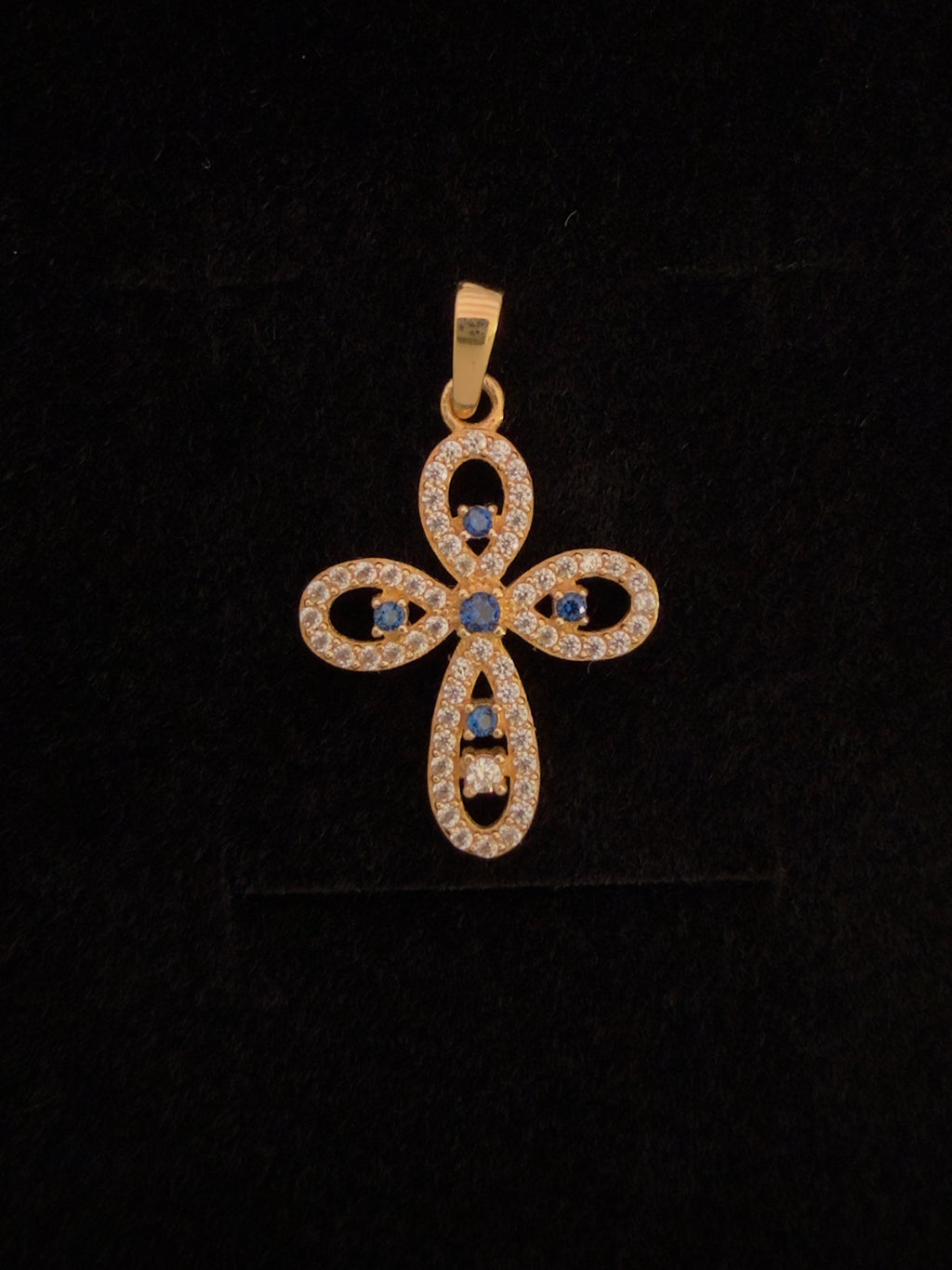 Dije Cruz Zirconias Blancas y Azules Oro 18K Italiano 1.55 g
