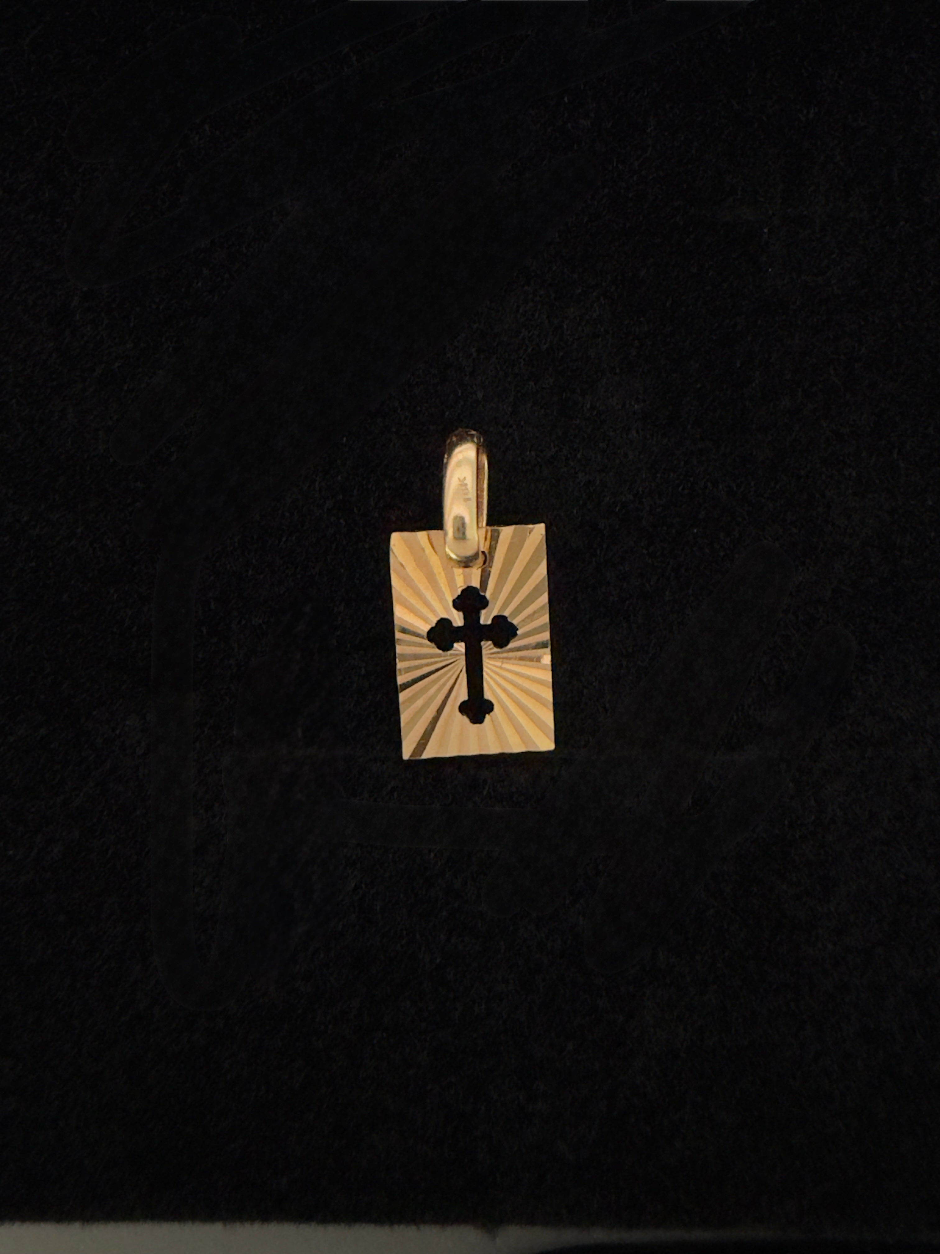 Dije Cruz Oro 18K Italiano 0.64  g