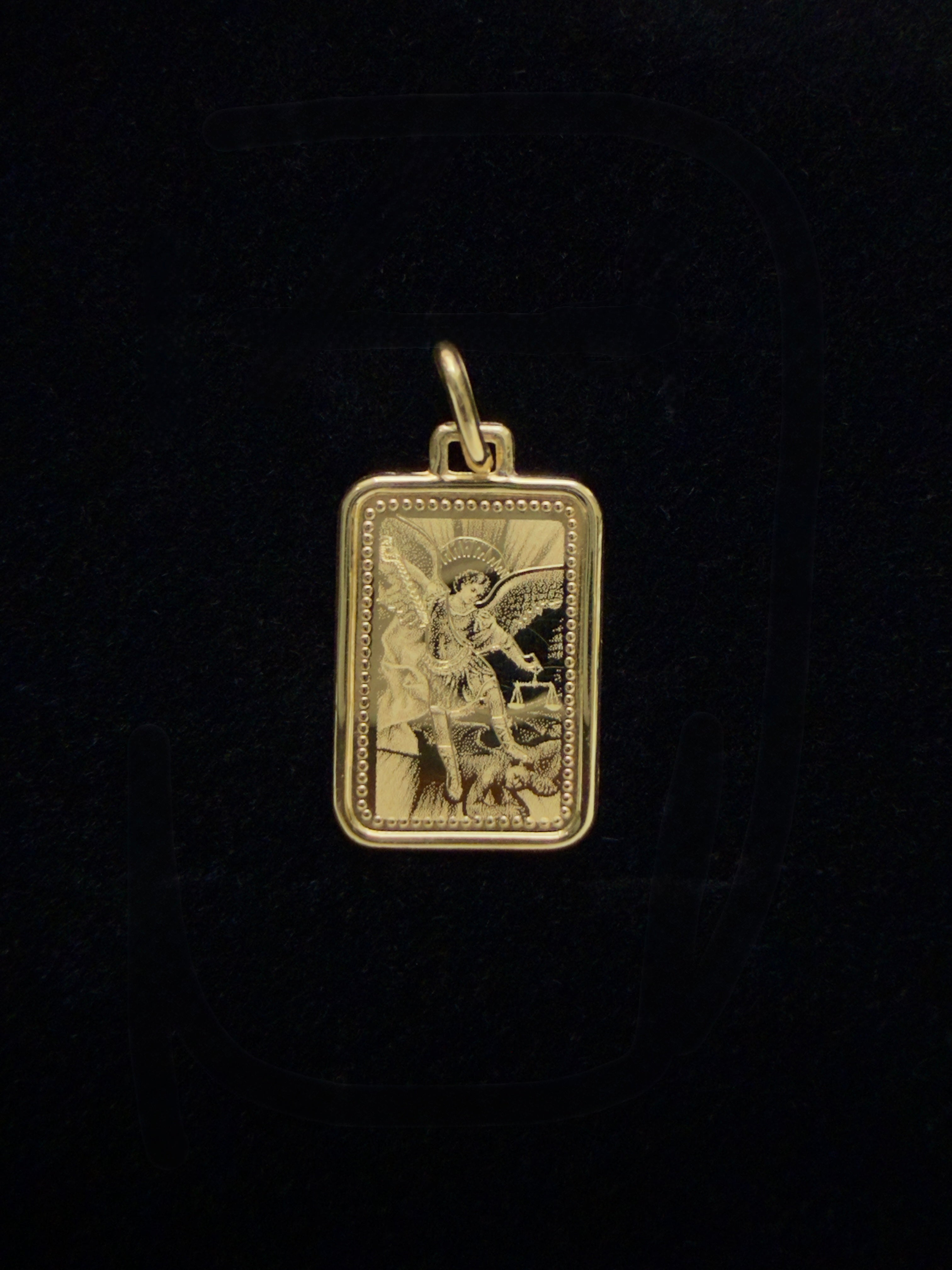 Dije Medalla San Miguel Oro 18K Italiano 1.20 g
