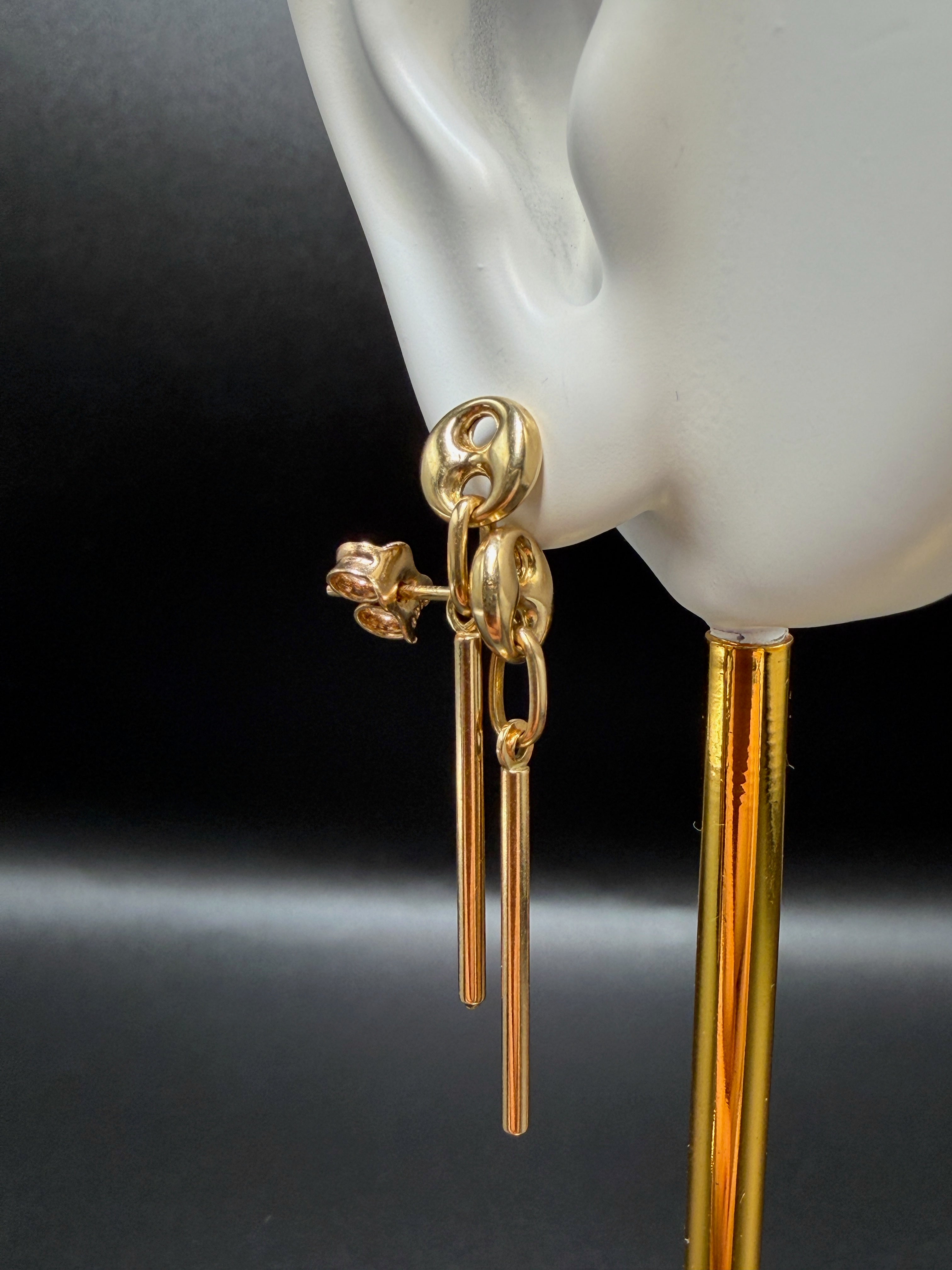 18K Gold Gucci Link Hoop Earrings – 1.77 g