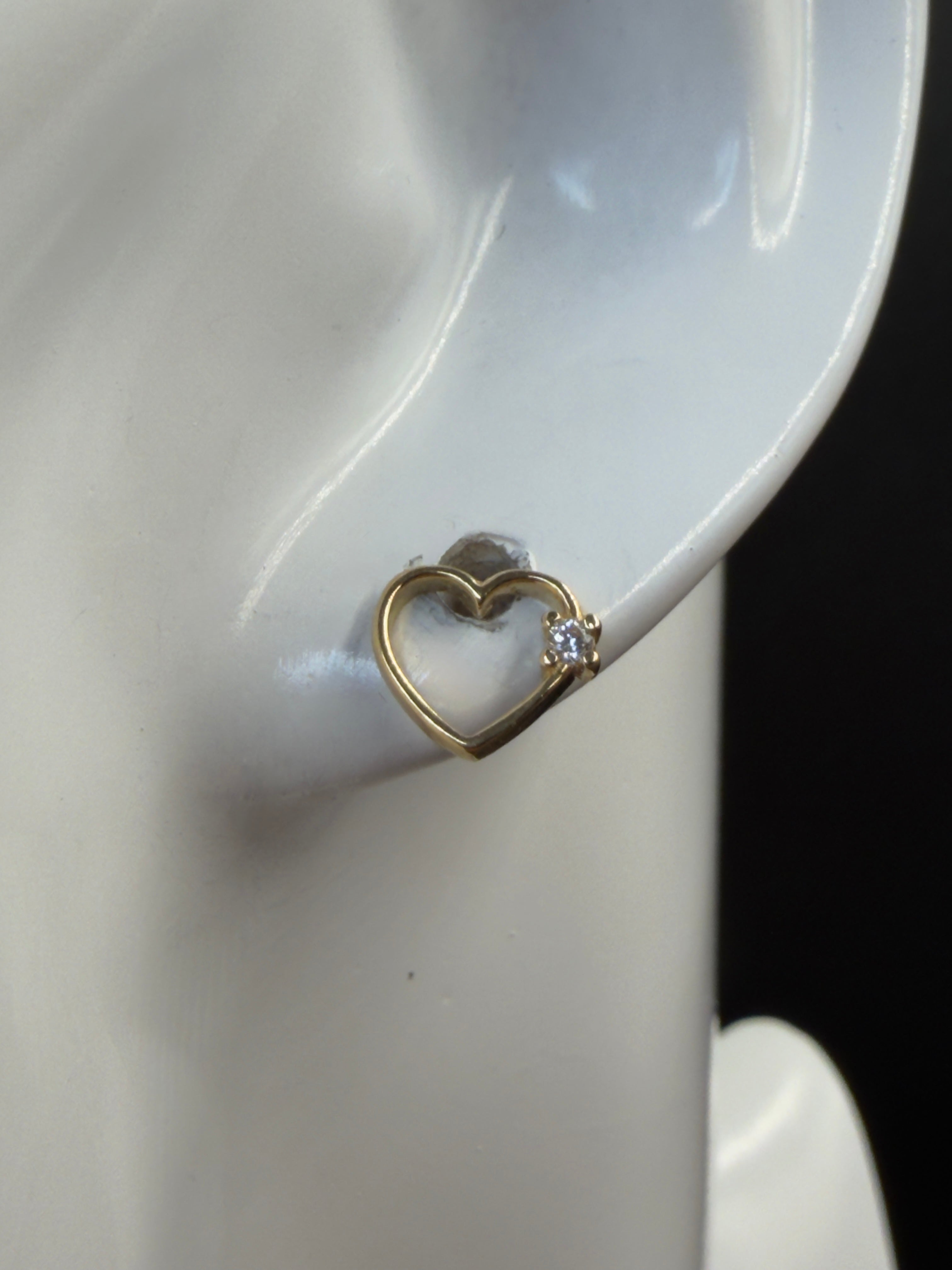 Aretes - Topos Corazón Zirconia Blanca Oro 18K Italiano  1.28 g