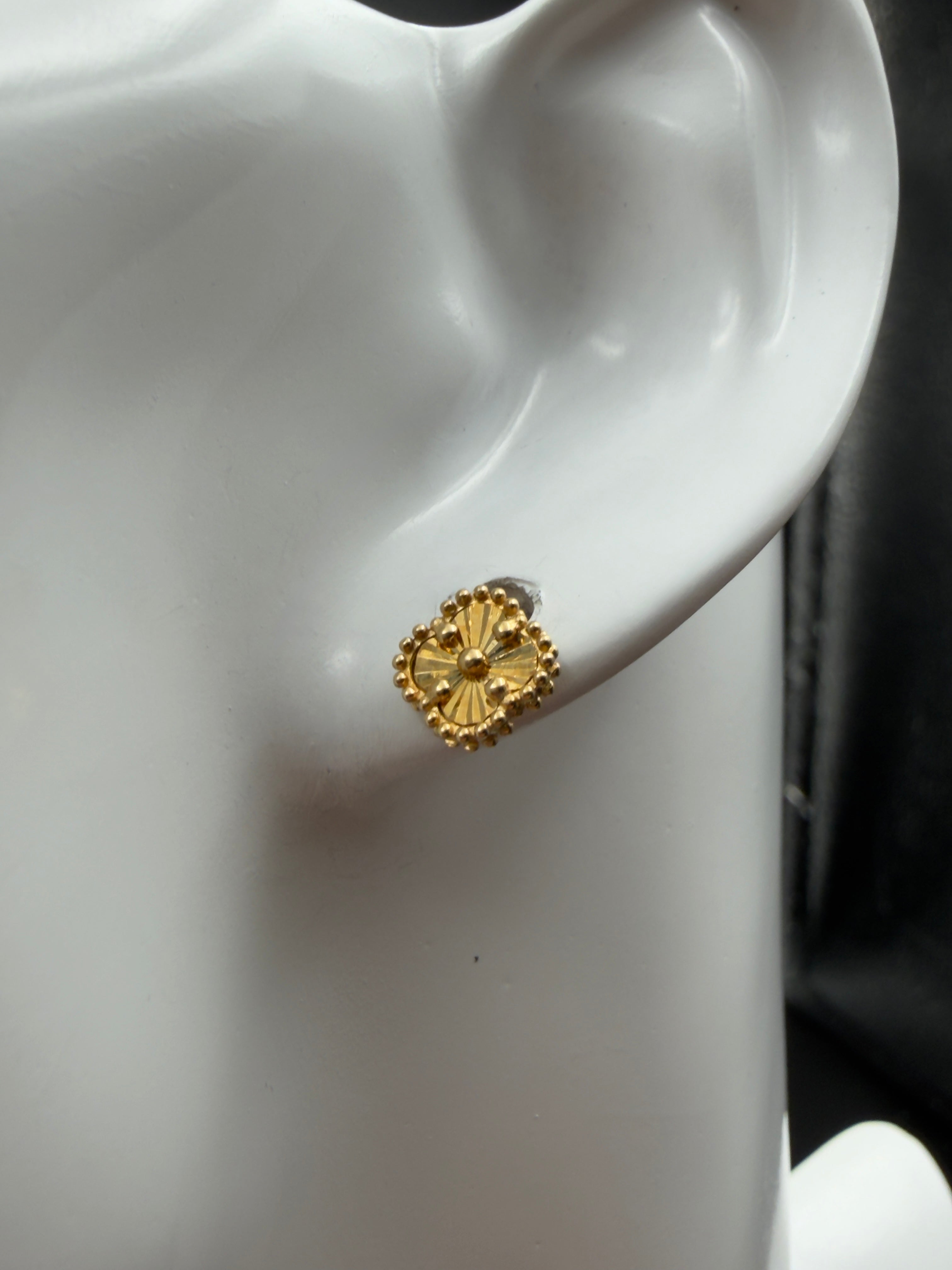 18K Gold V.C Stud Earrings