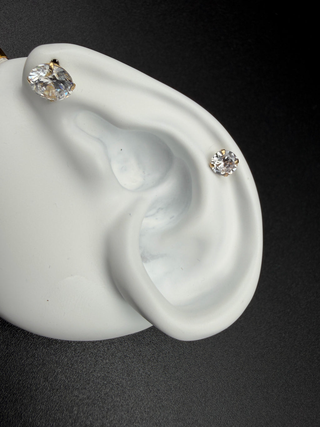 Aretes - Topos Zirconia Blanca Oro 18K Italiano