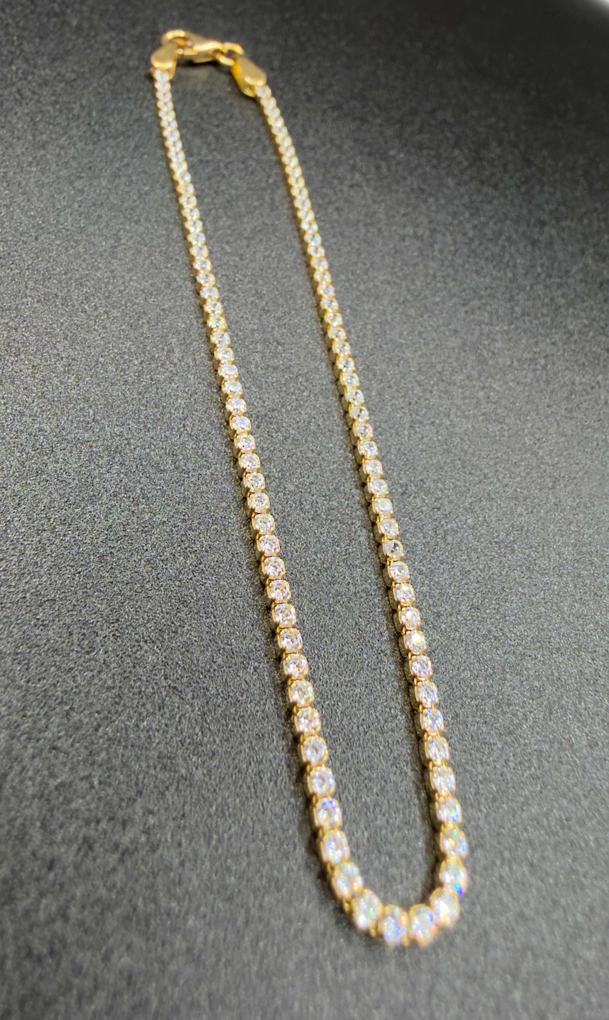 Pulsera estilo Tenis Blanca Oro 18K 2.68 g