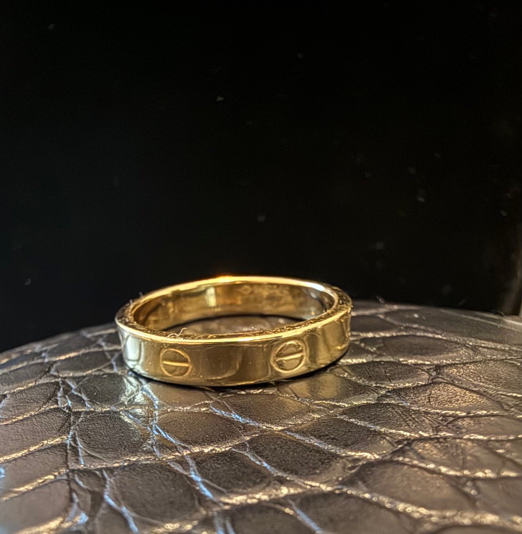 Anillo Cart Oro 18K Italiano 1.94  g