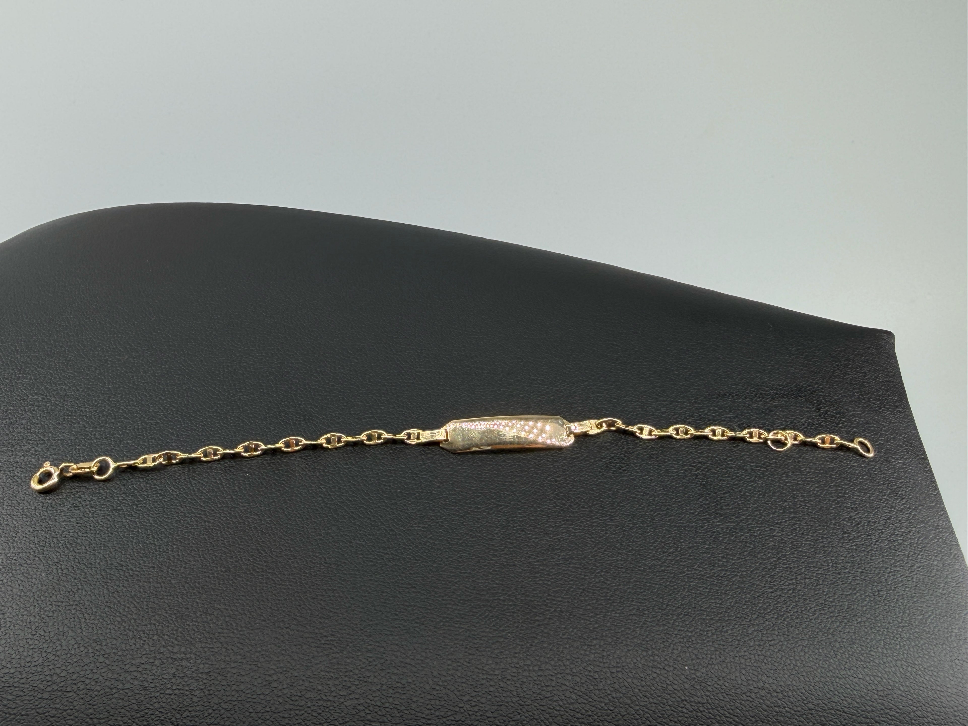 18K Gold Gucci Sailor-Link Baby ID Bracelet – 2.25 g