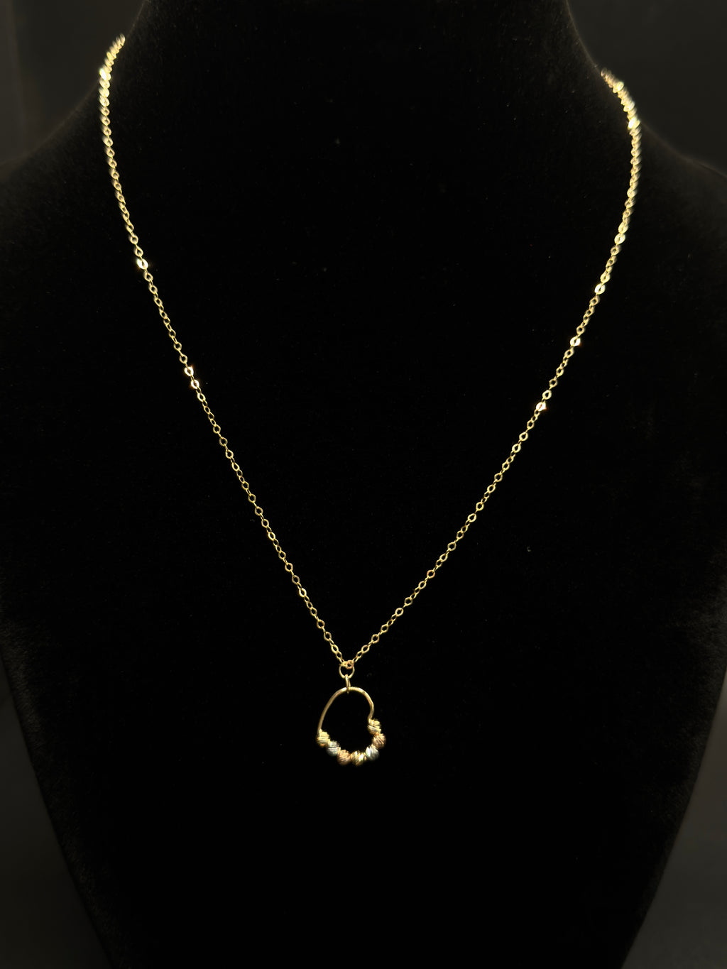 18K Gold Three - Tone Women’s Necklace with Heart Pendant – 1.93 g