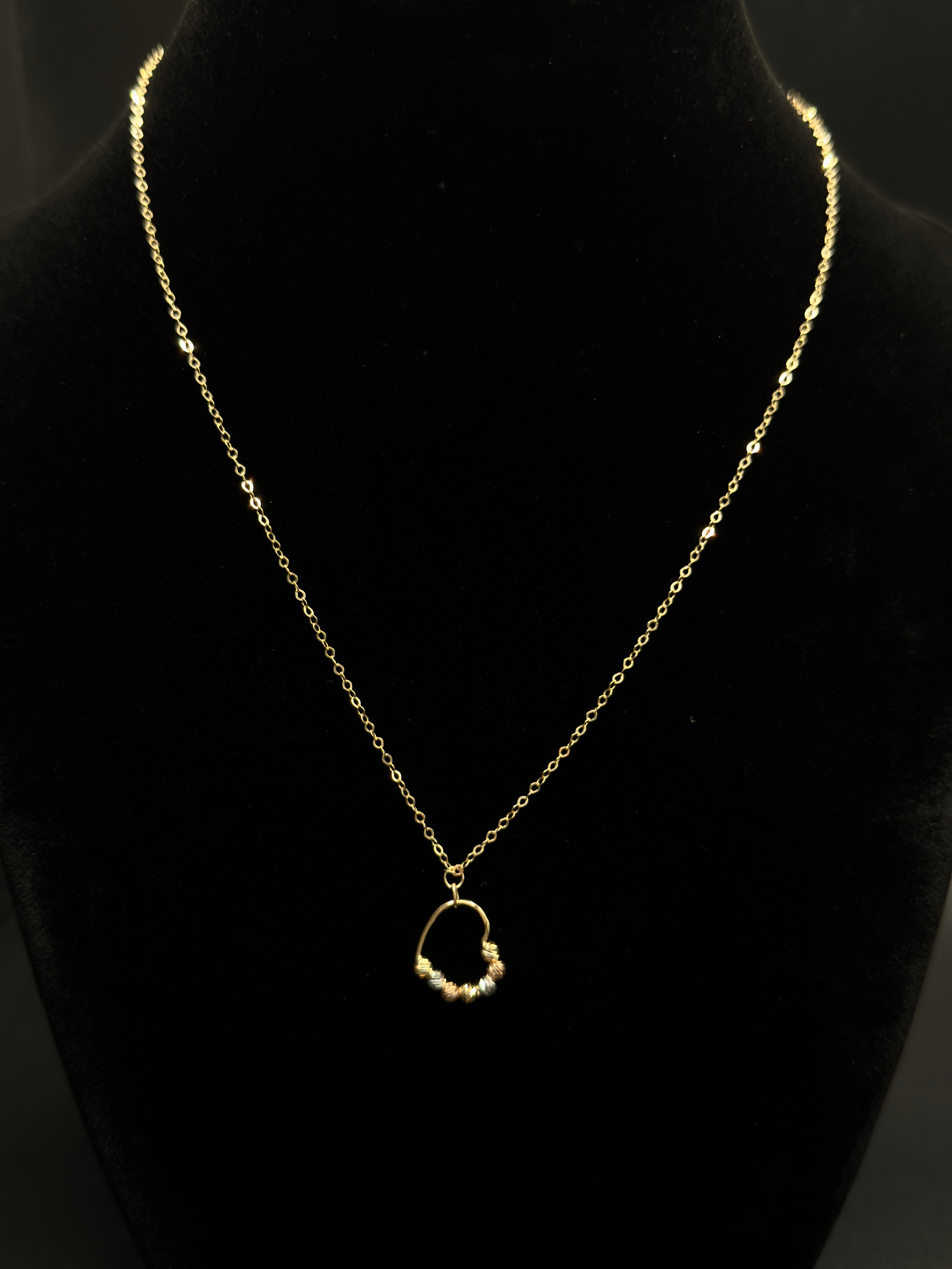18K Gold Three - Tone Women’s Necklace with Heart Pendant – 1.93 g