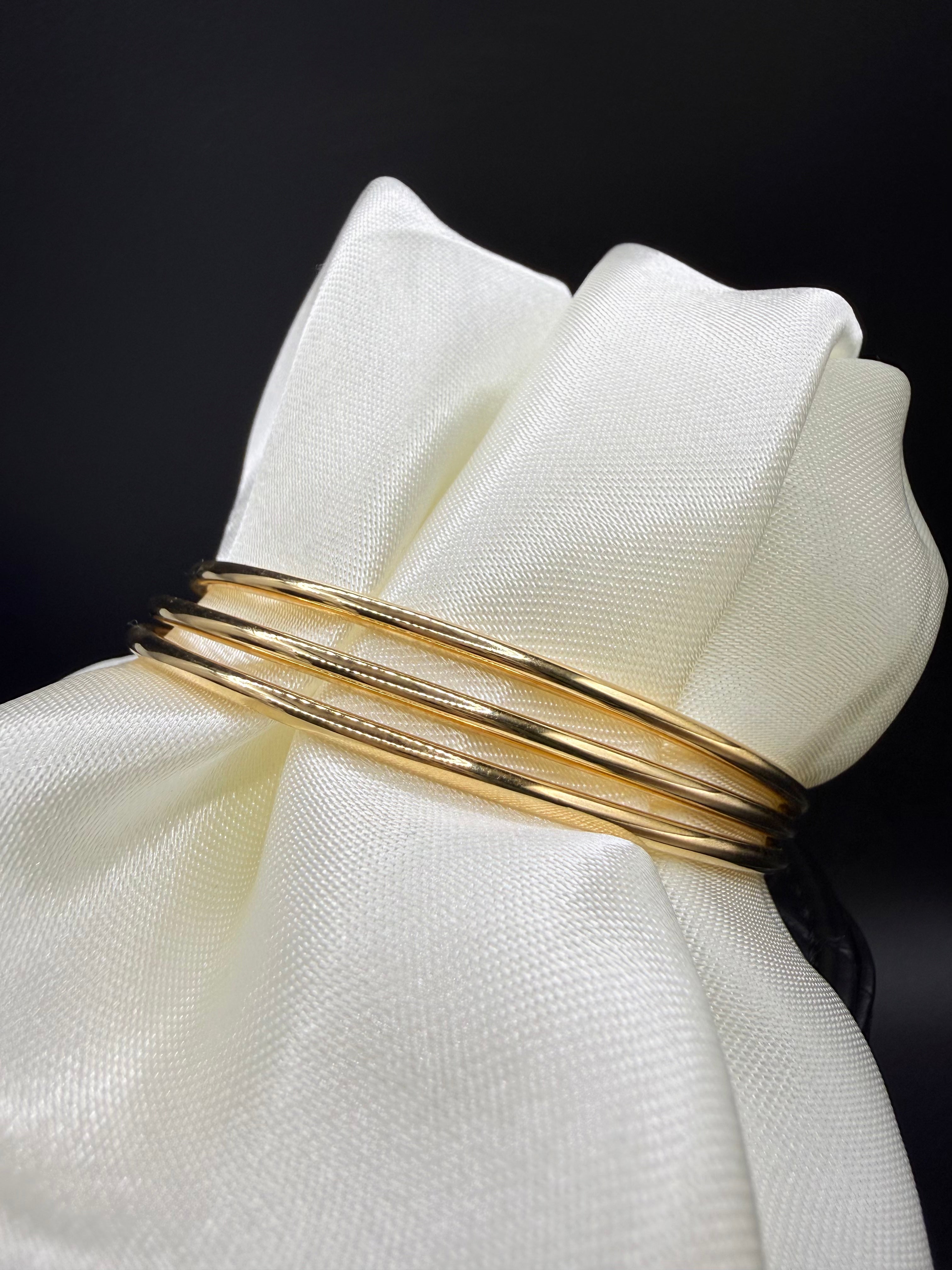 Aro de Mano Oro 18K 7.55 g