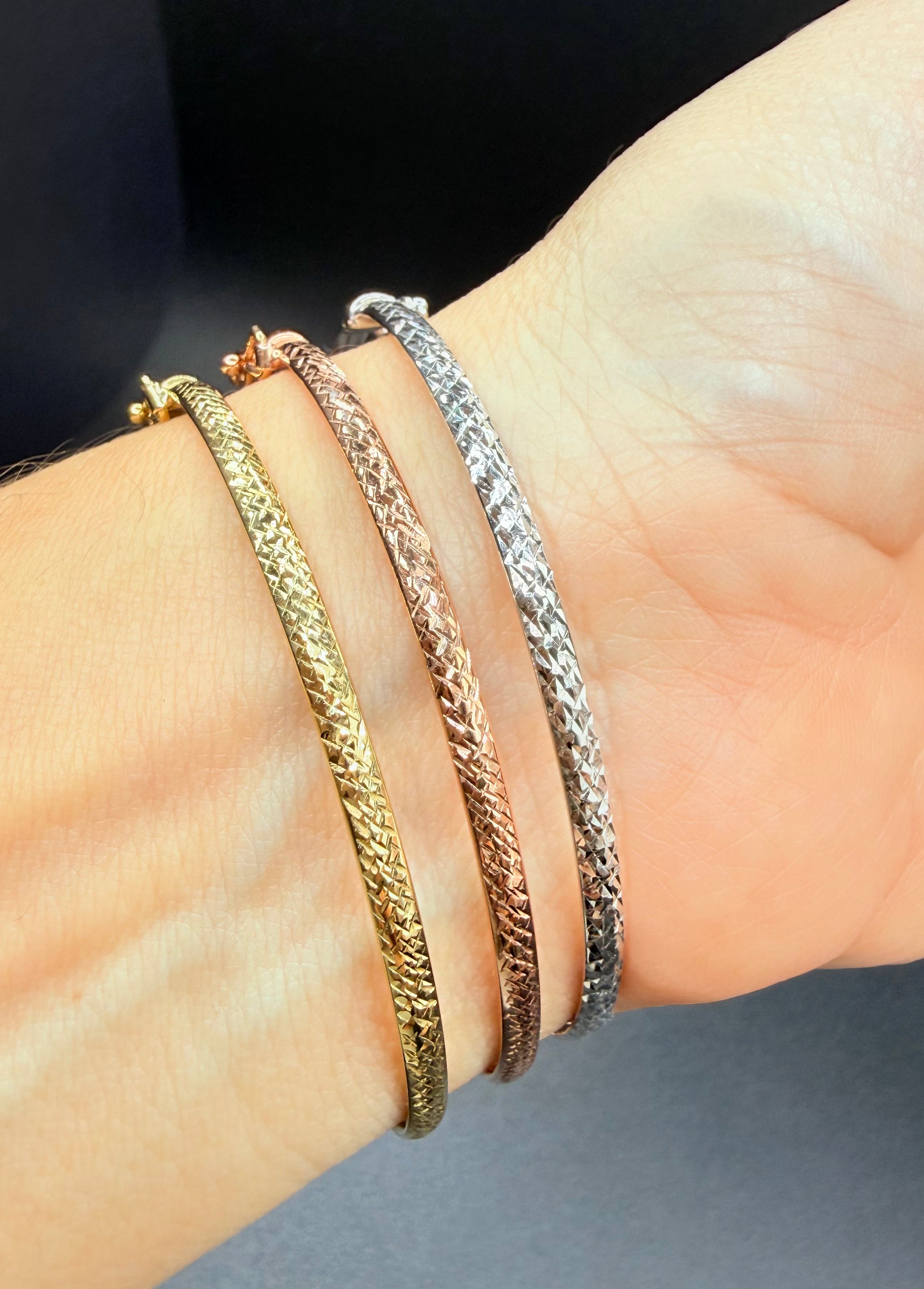 Aro de Mano 3 Colores Oro 18K 9.59 g
