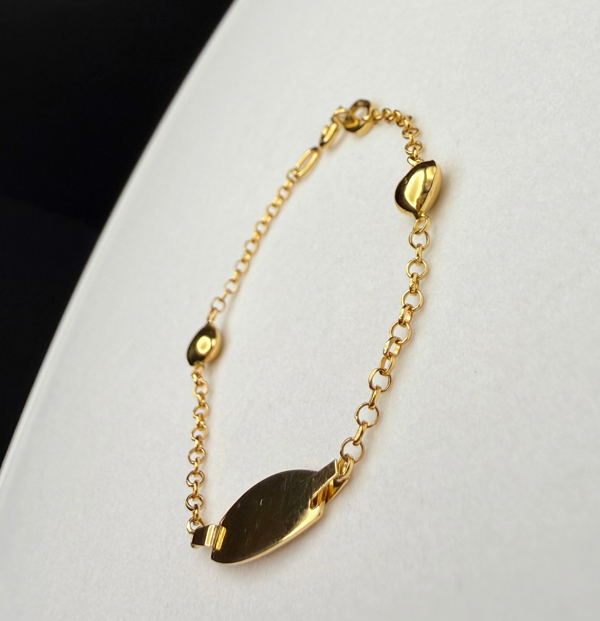 Esclava Placa Bebé Oro 18K 2.40 g