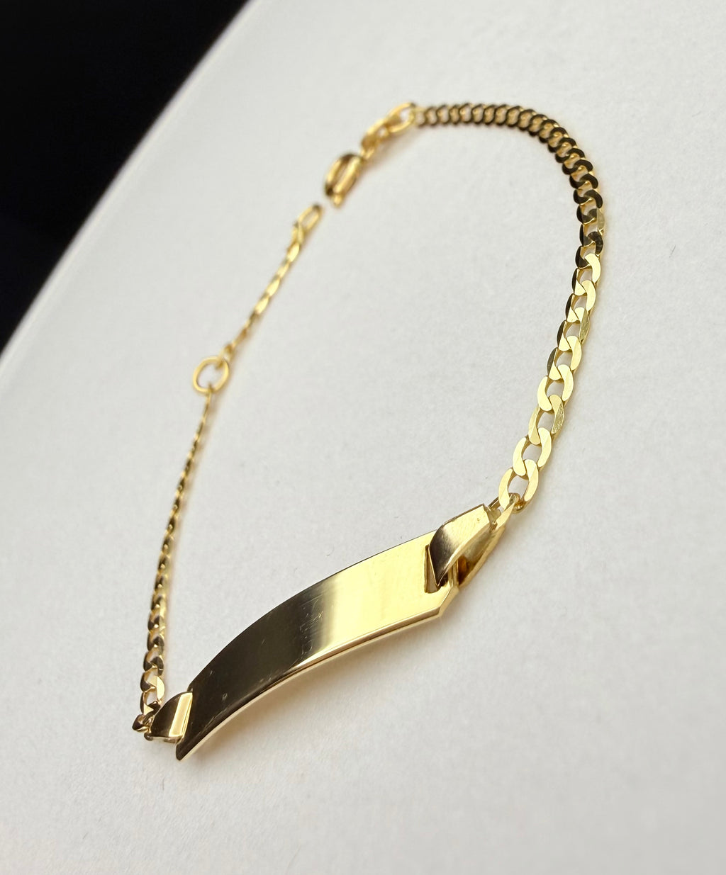 18K Gold Cuban-Link Baby ID Bracelet – 2.28 g