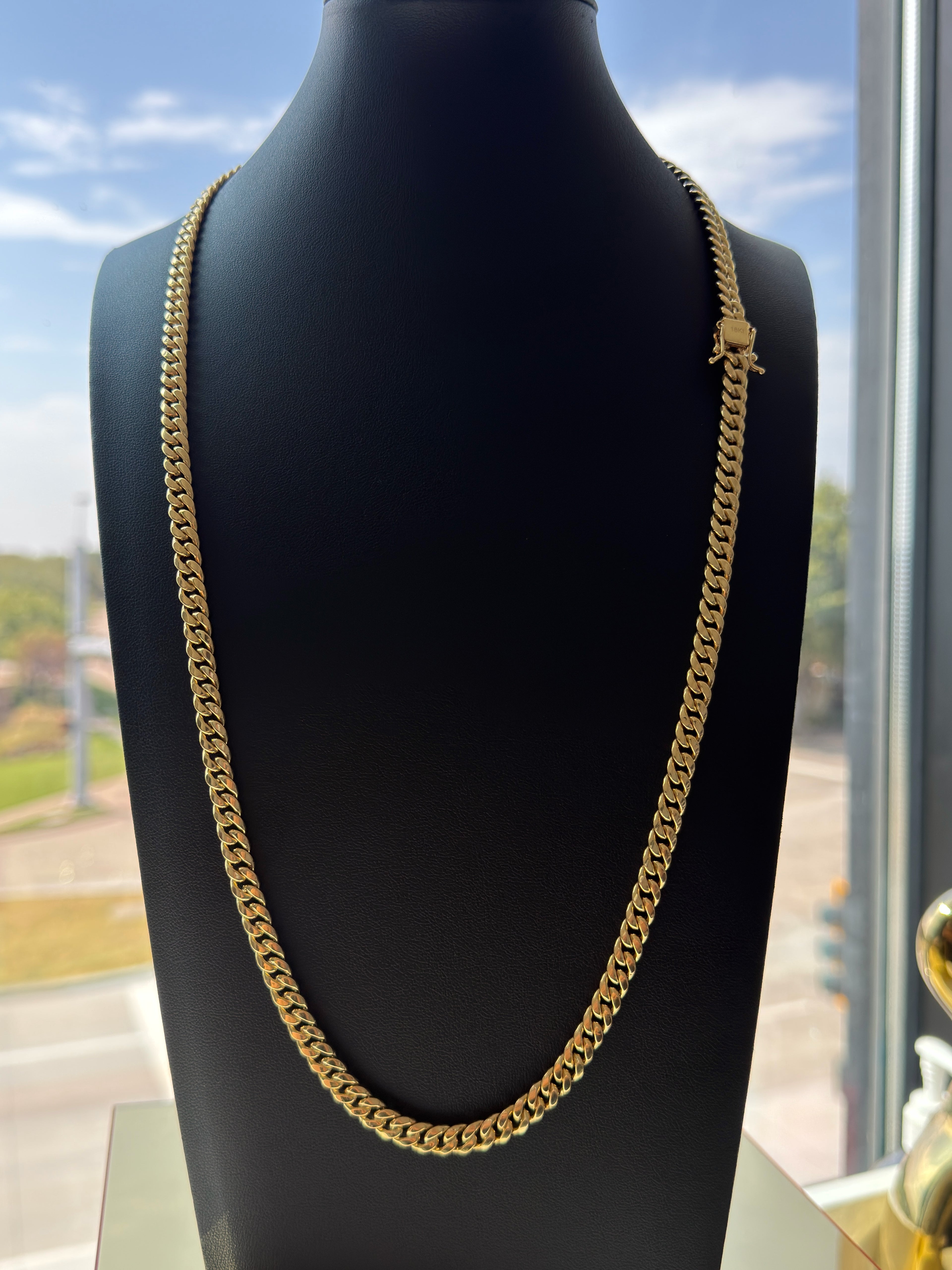 18K Gold Cuban Link Chain with Box Clasp – 35.07g