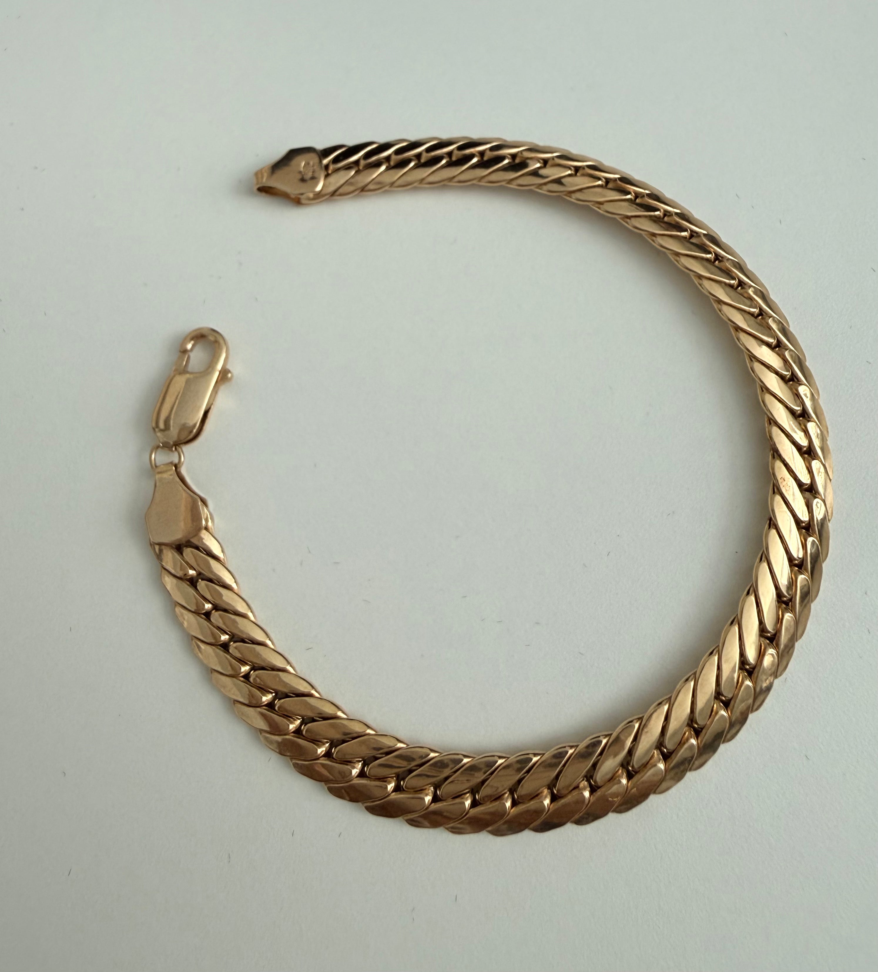 18K Gold Snake Bracelet – 4.96g