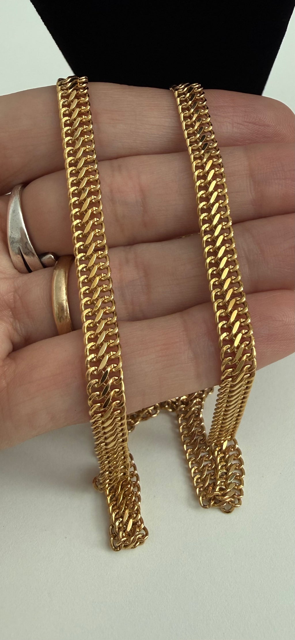 18K Gold Curb Chain – 11.52 g