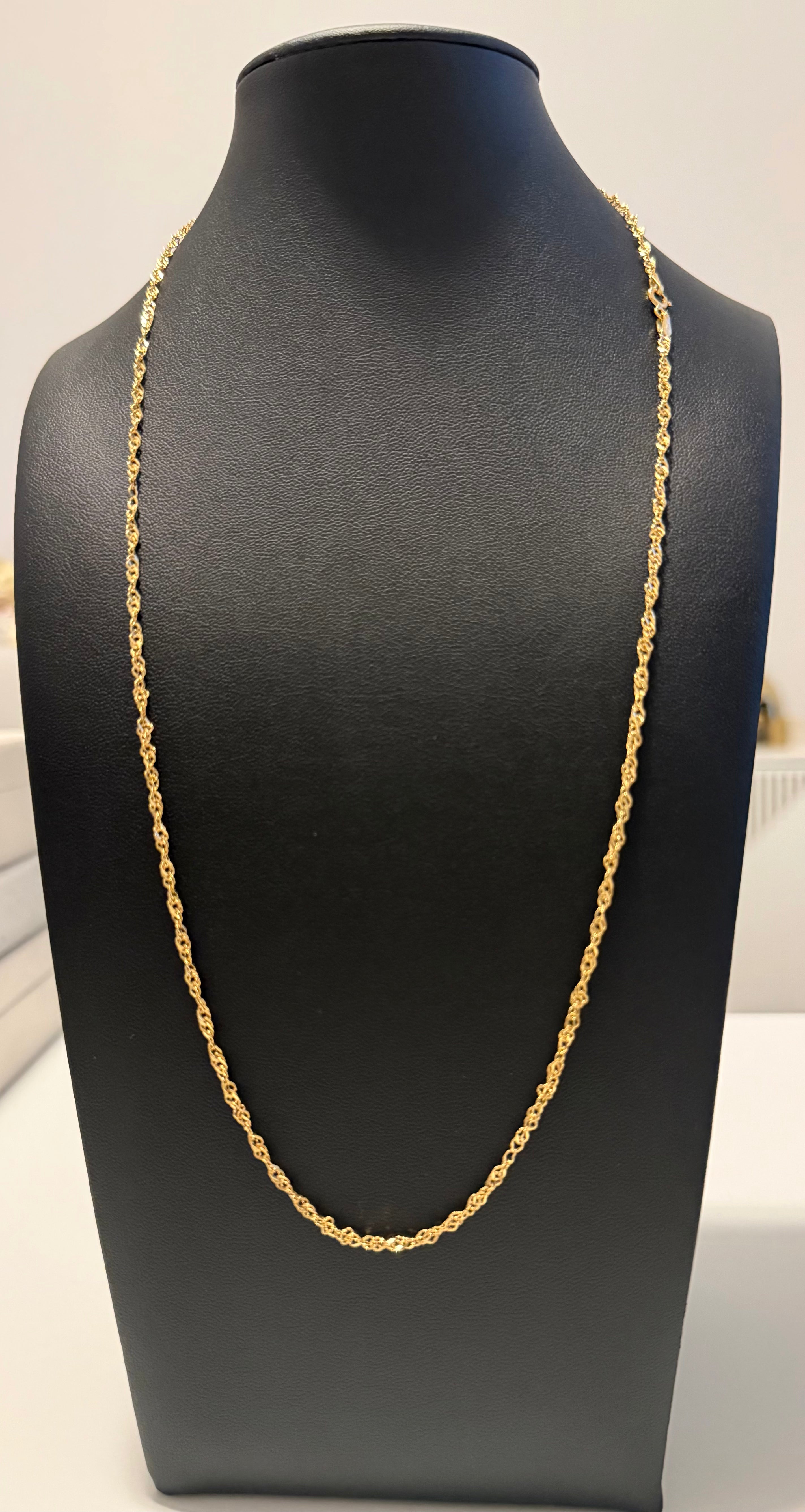 18K Gold Singapore Chain – 2.42 g
