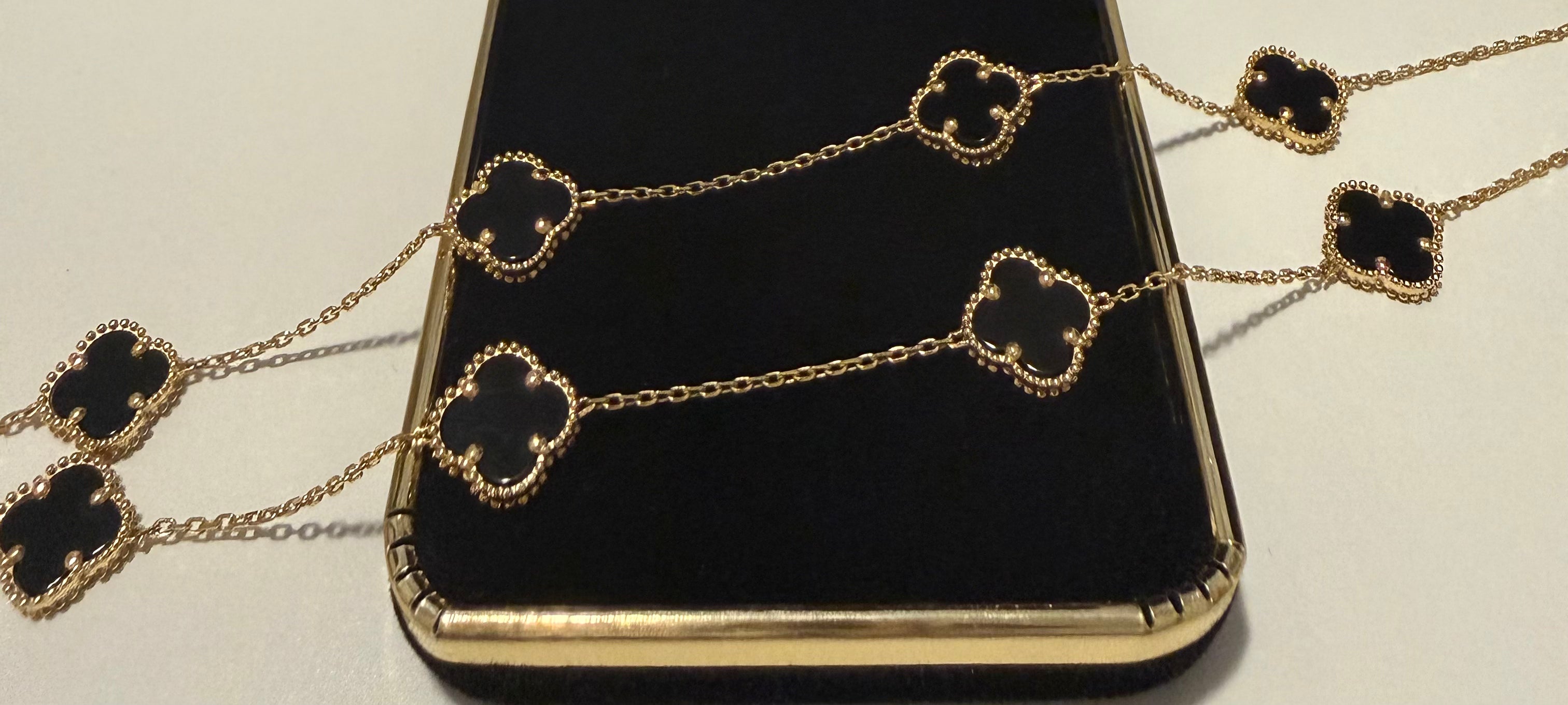 18K Gold V.C Black Chain - 13.50 g