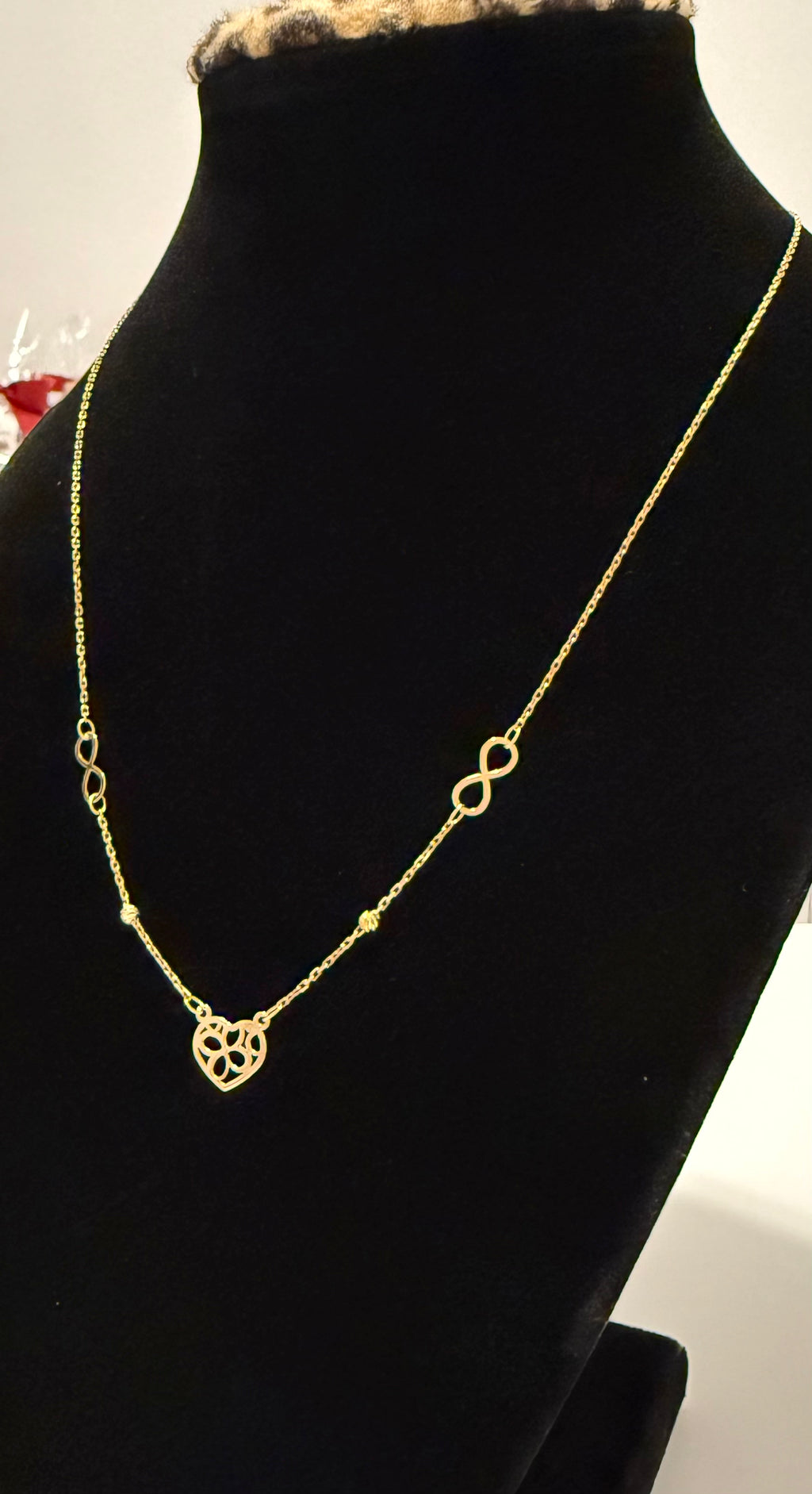 18K Gold Women’s Necklace with Heart & Infinity Pendant – 2.18 g