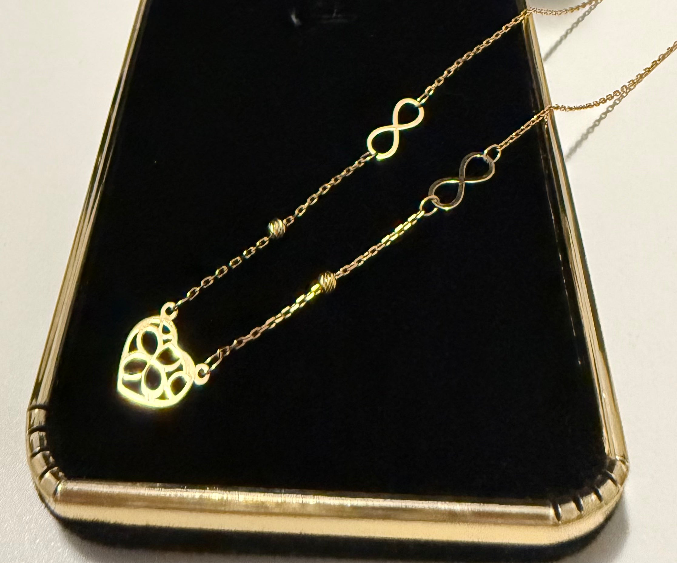 18K Gold Women’s Necklace with Heart & Infinity Pendant – 2.18 g