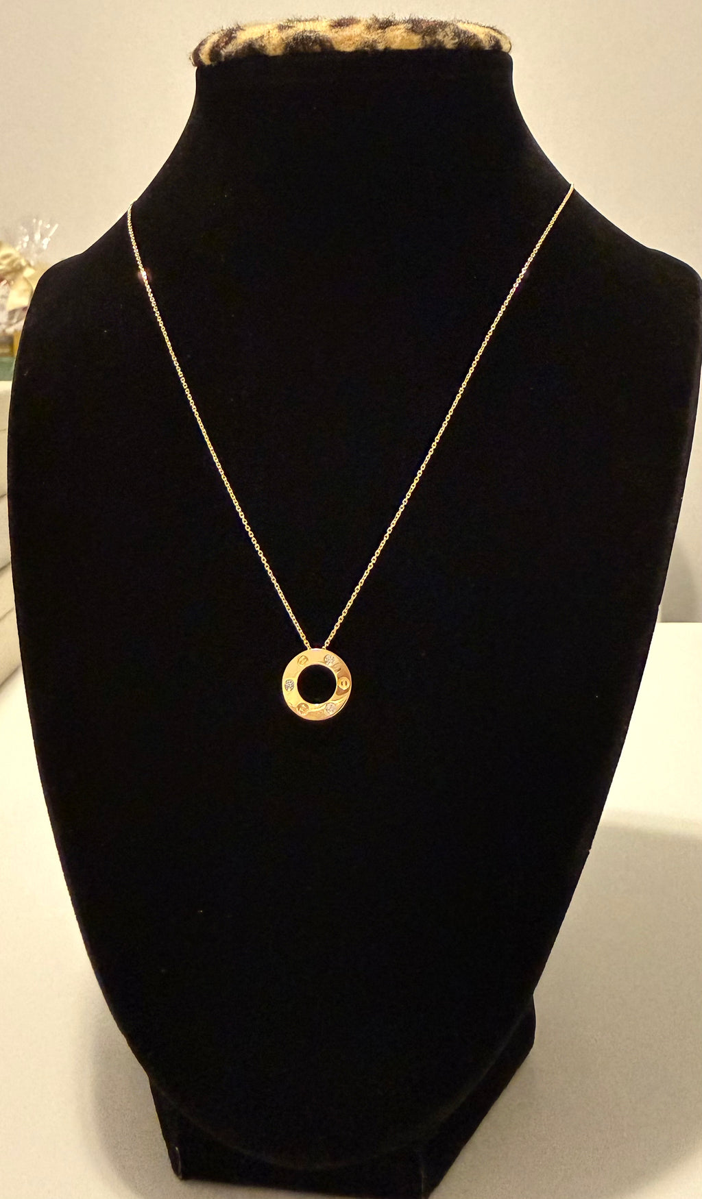 18K Gold Women’s Necklace with Pendant – 2.64 g
