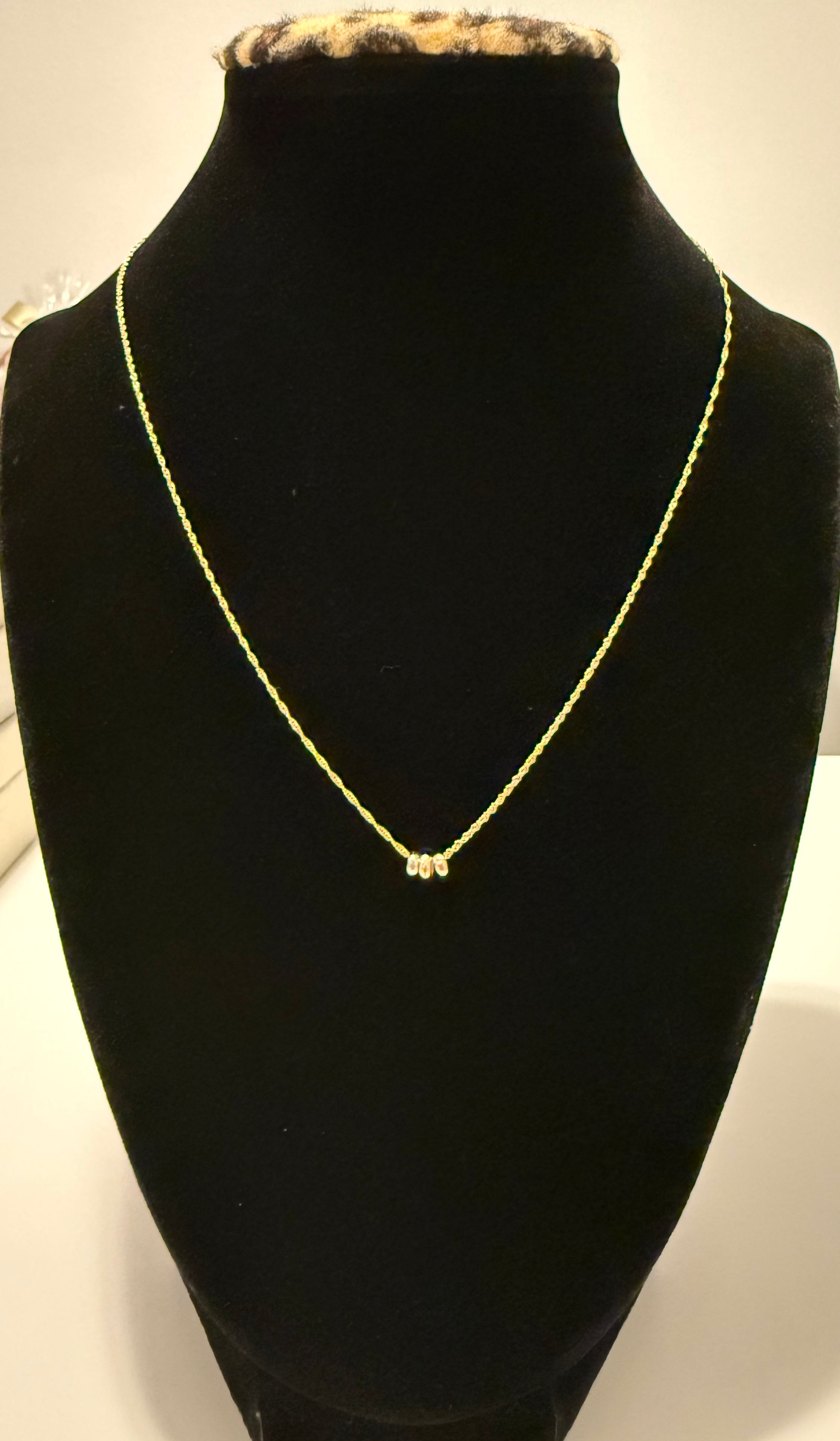 18K Gold Three - Tone Women’s Necklace with Pendant – 1.03 g