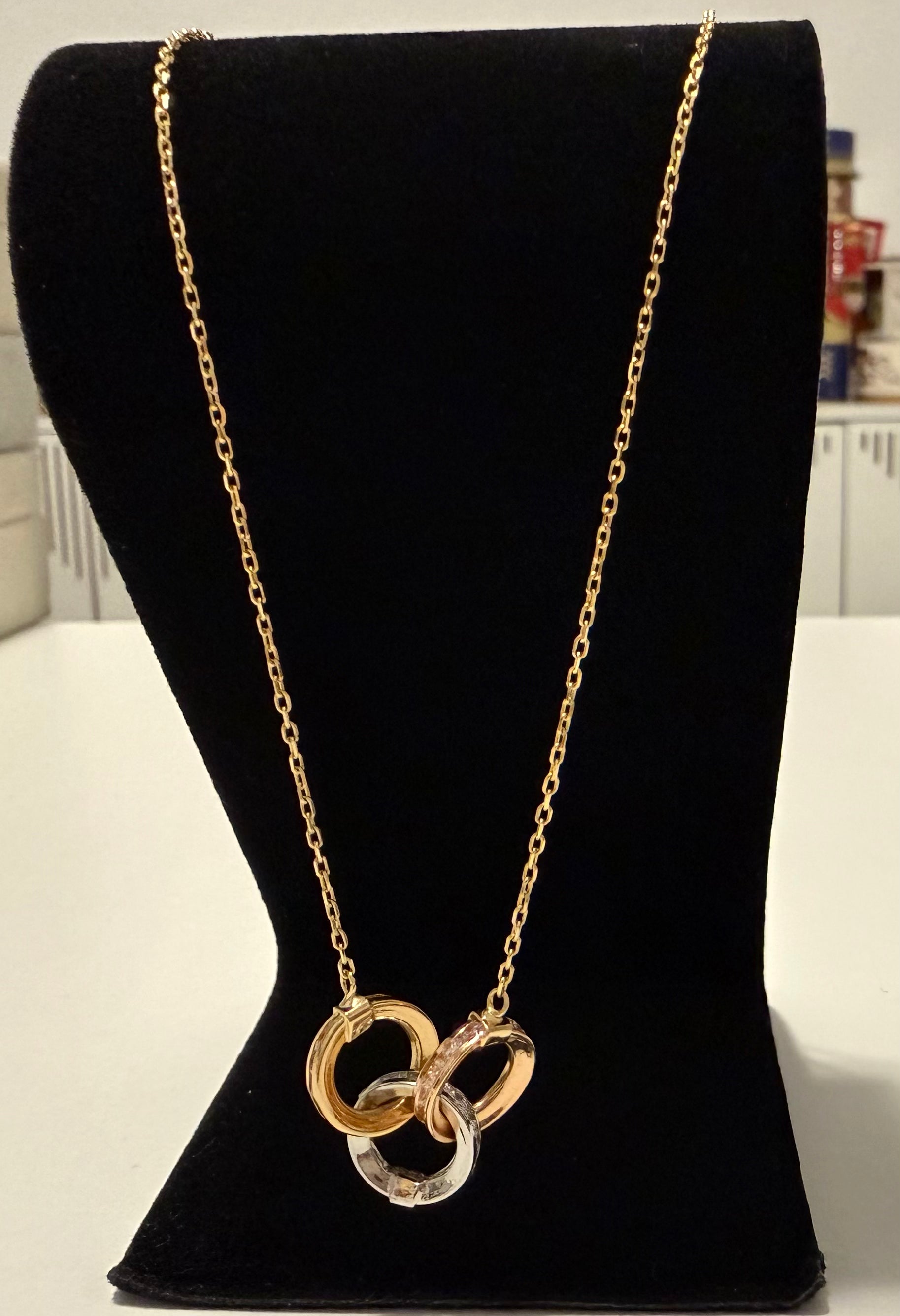 18K Gold Three - Tone Women’s Necklace with Pendant – 2.78 g