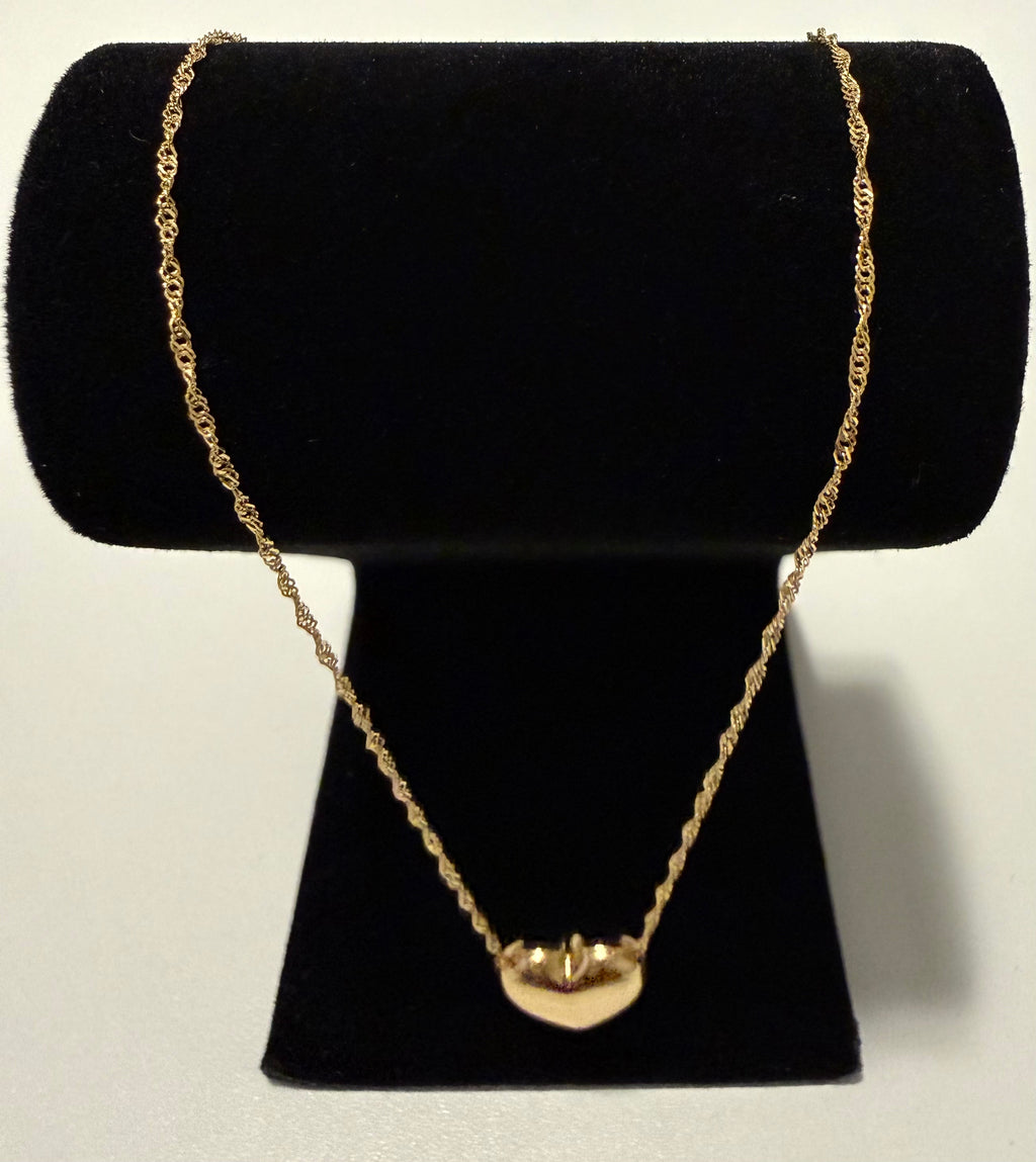 18K Gold Women’s Necklace with Heart Pendant – 1.74 g