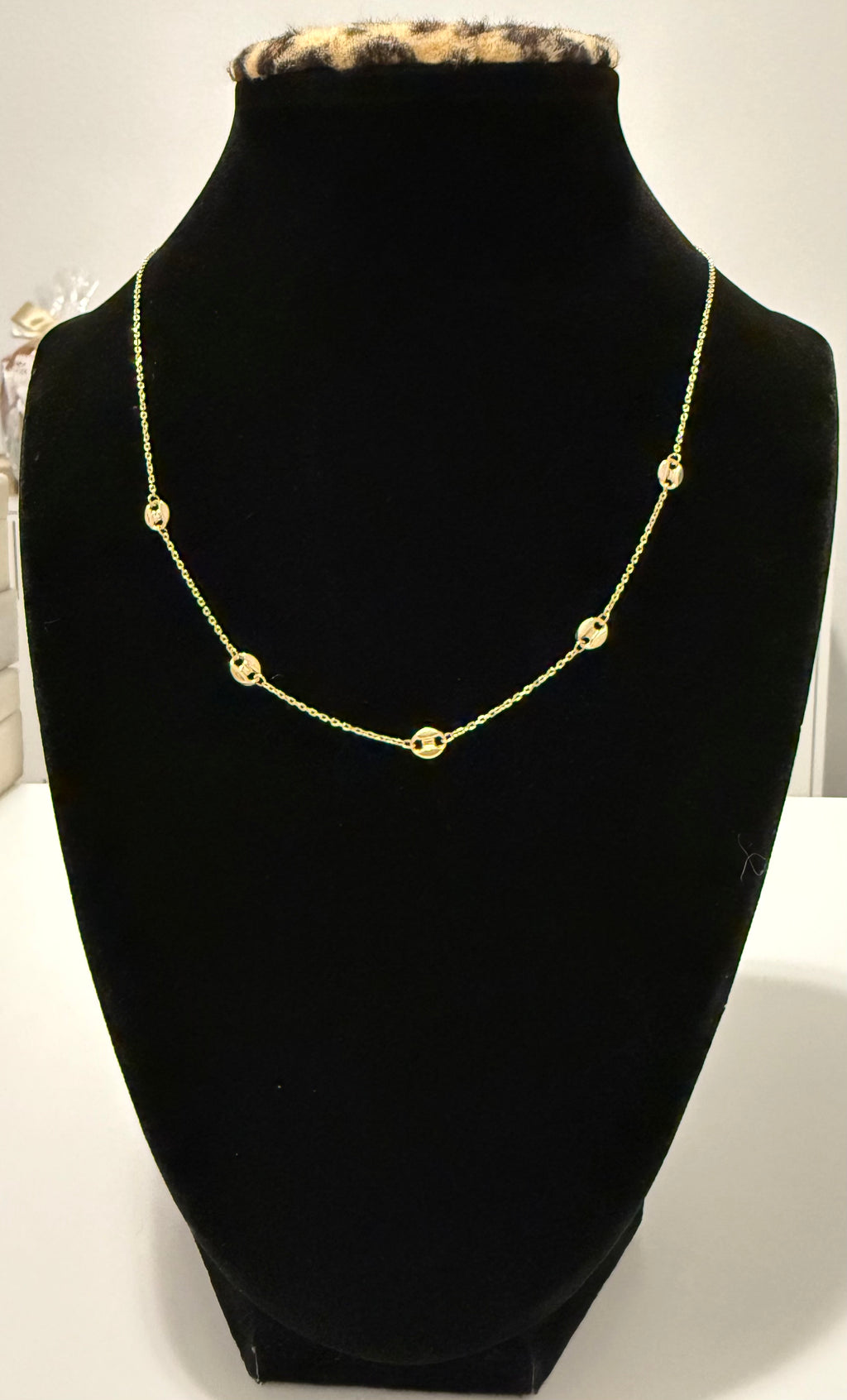 18K Gold Link Chain with Gucci Pendant – 2.13 g