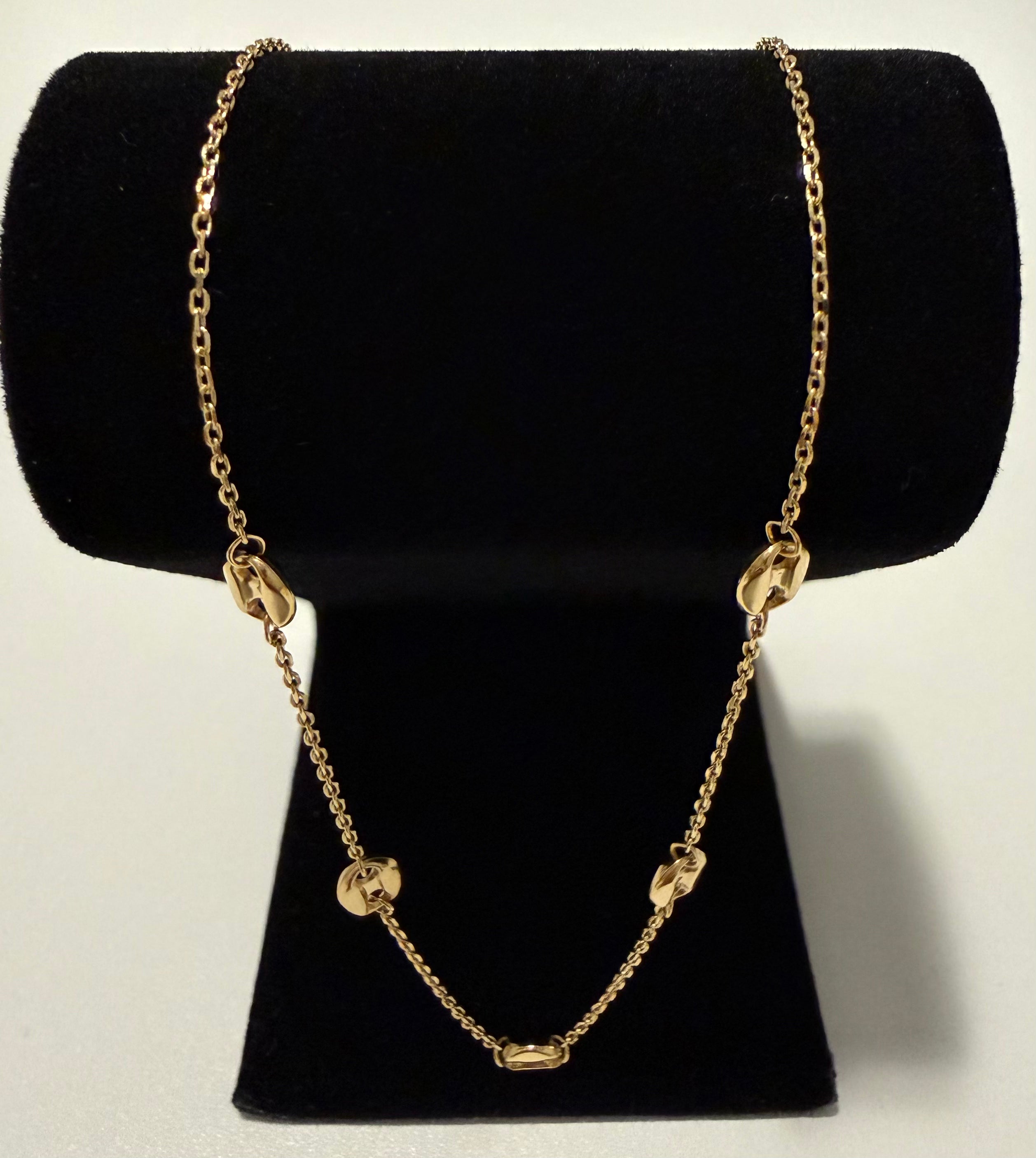 18K Gold Link Chain with Gucci Pendant – 2.13 g
