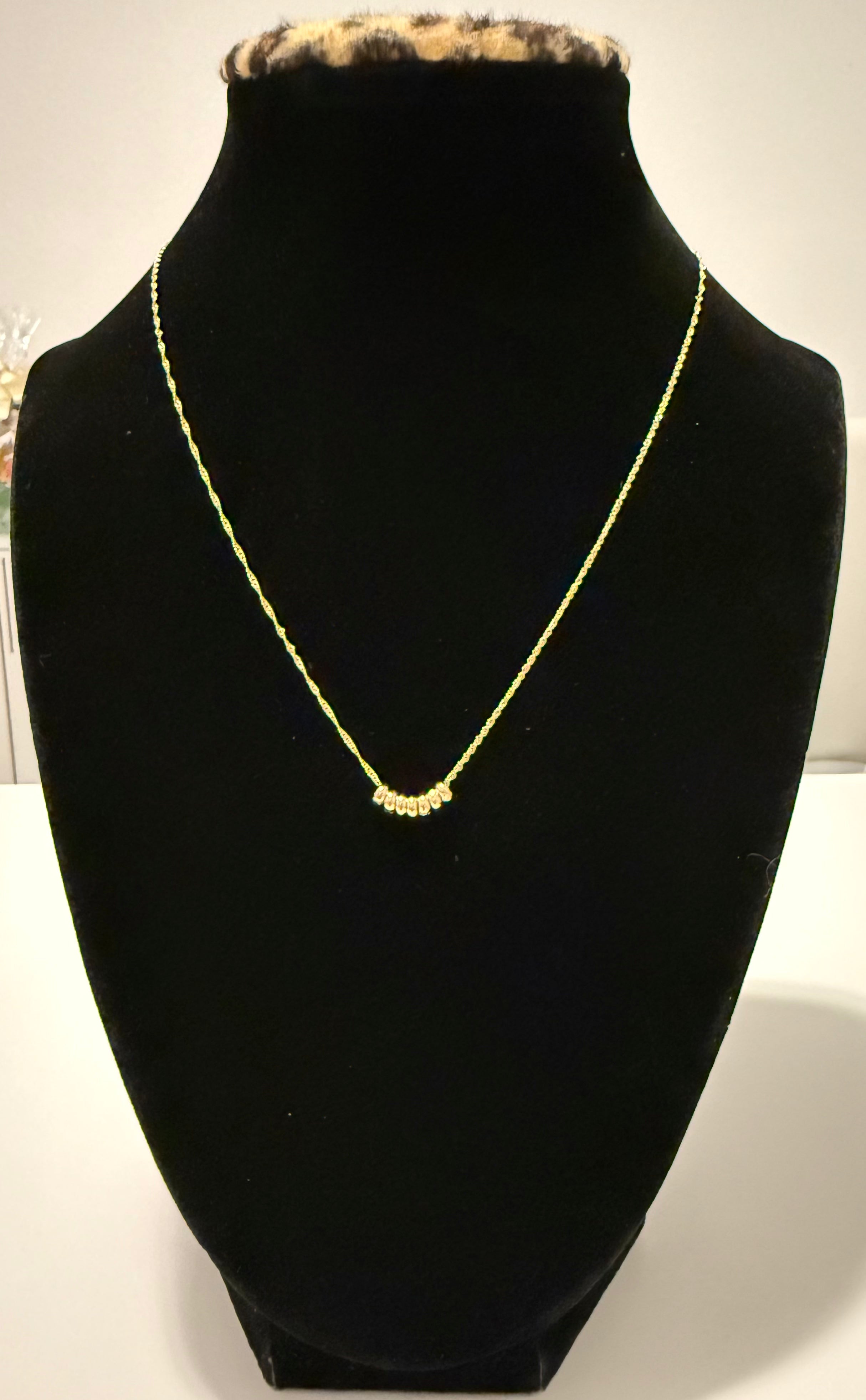 18K Gold Women’s Necklace with Pendant – 1.23 g