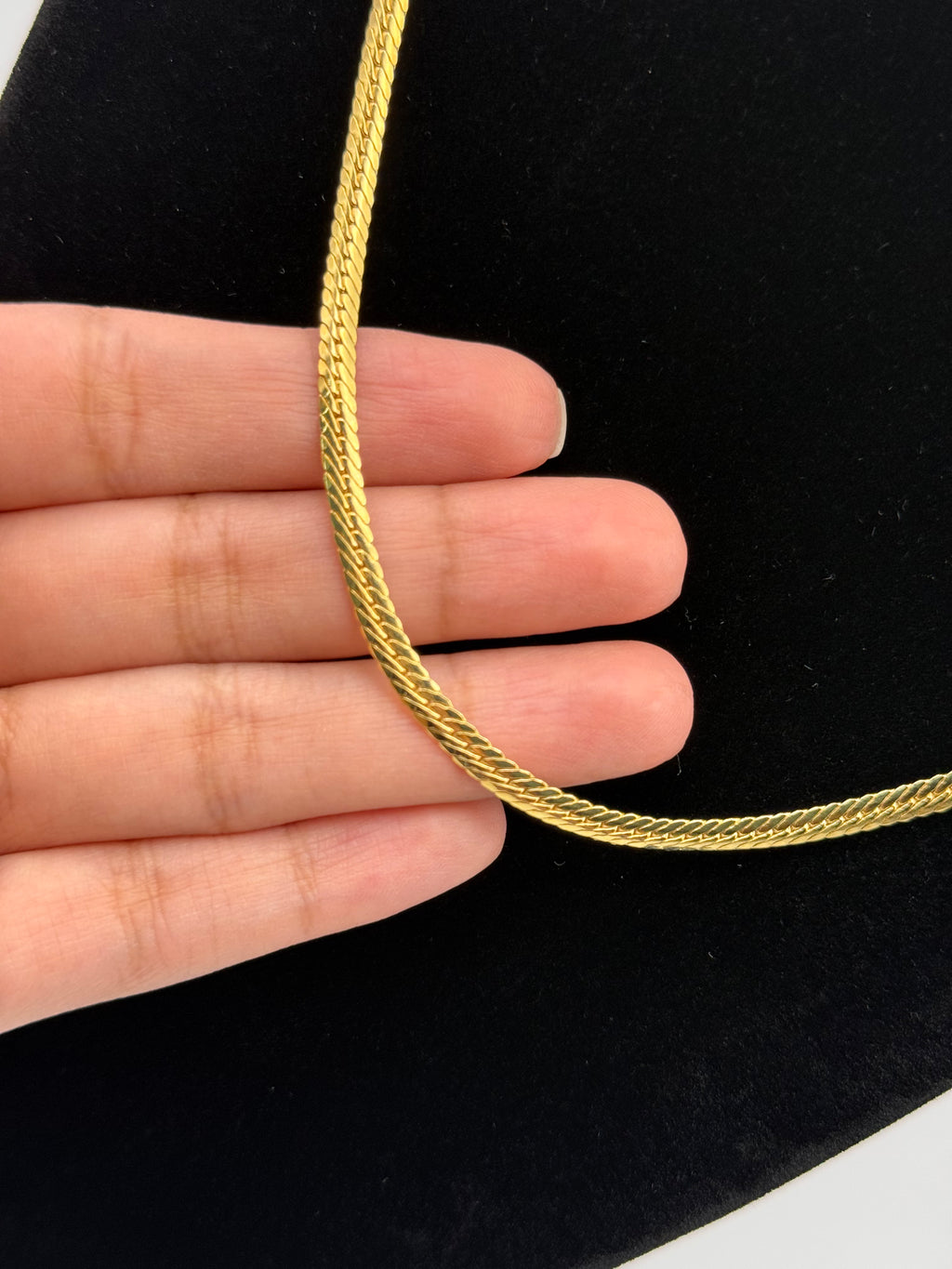 18K Gold Snake Necklace - 6.56g
