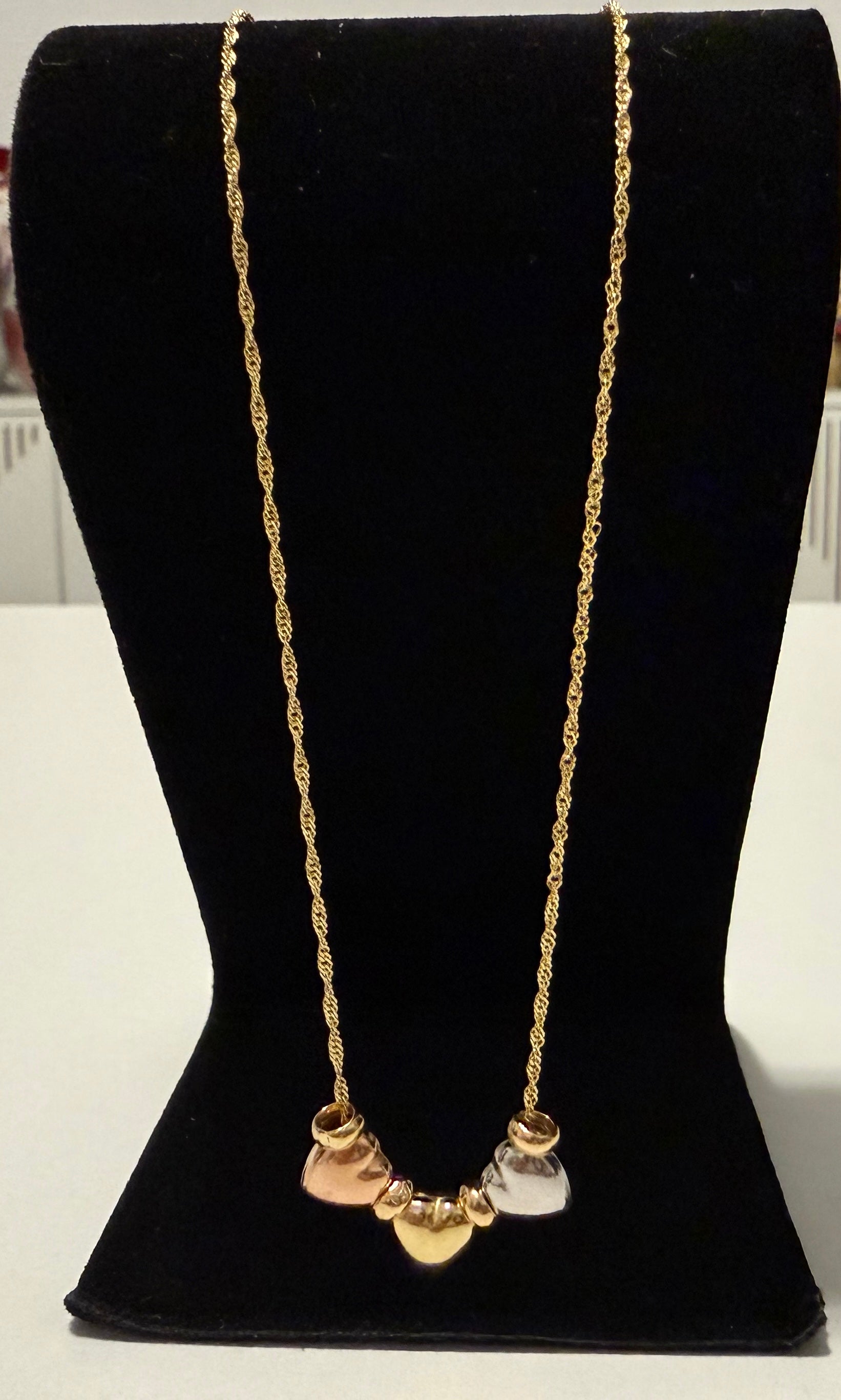 18K Gold Three - Tone Women’s Necklace with Hearts Pendant – 2.64 g